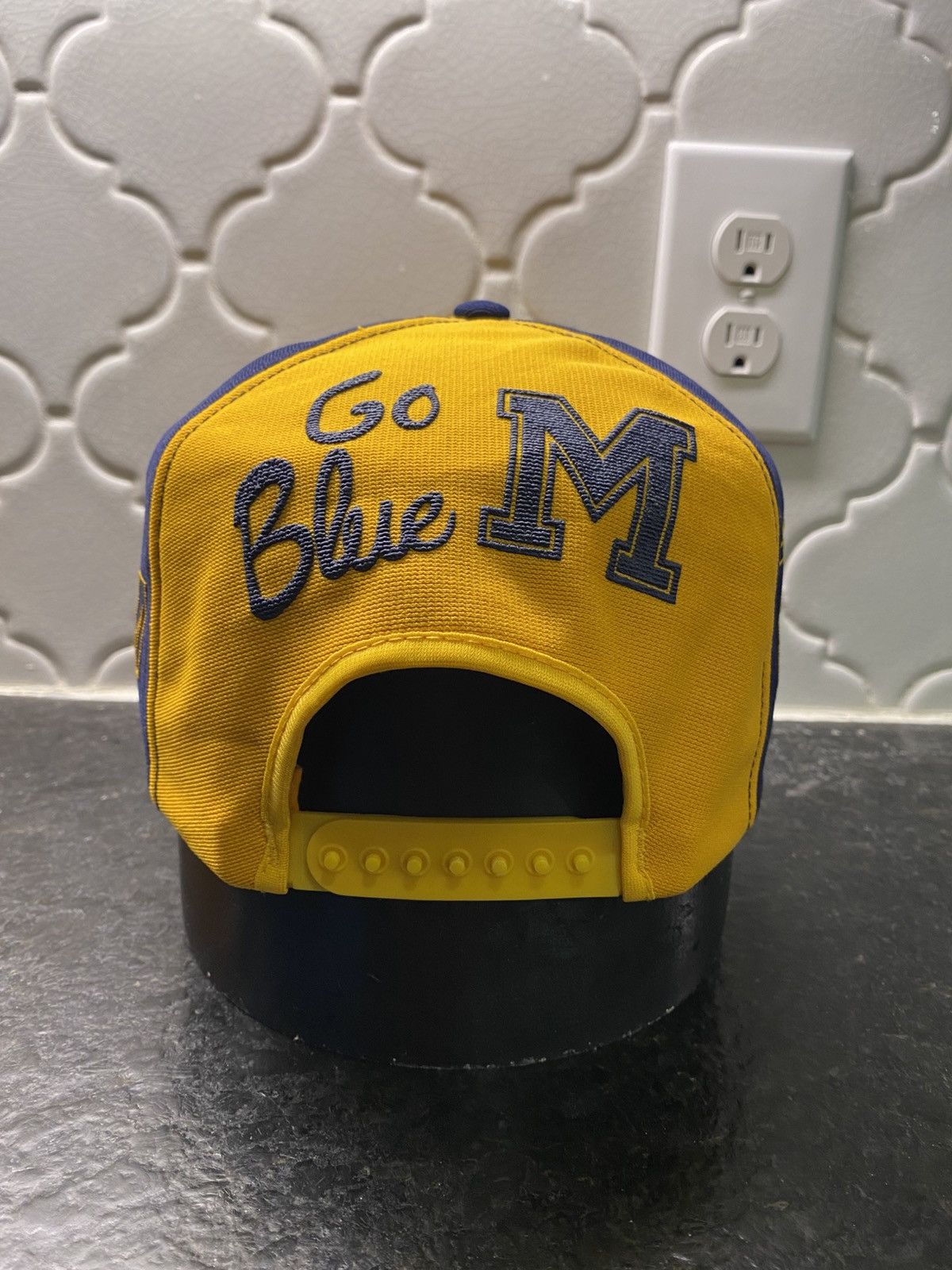 Other Vintage 80s Michigan wolverines logo hat Size ONE SIZE - 2 Thumbnail