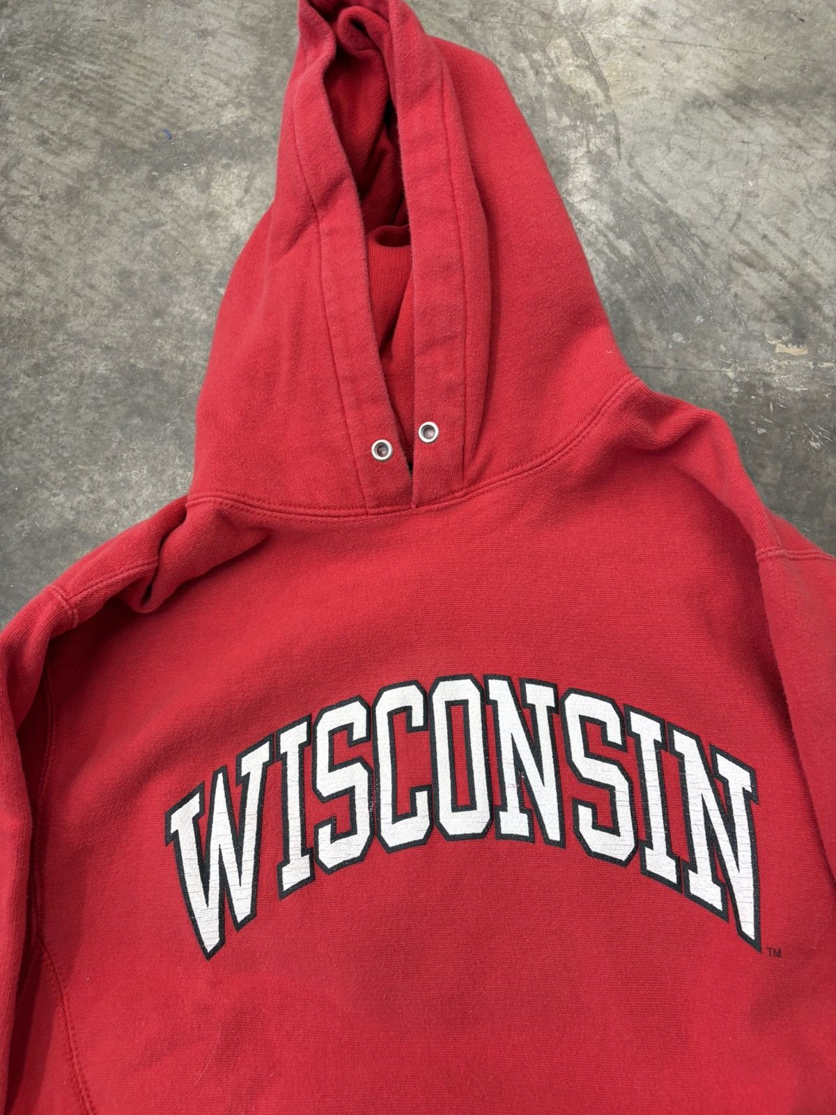 Vintage 2000’s Wisconsin Badgers Hoodie Sweatshirt Size US M / EU 48-50 / 2 - 2 Thumbnail