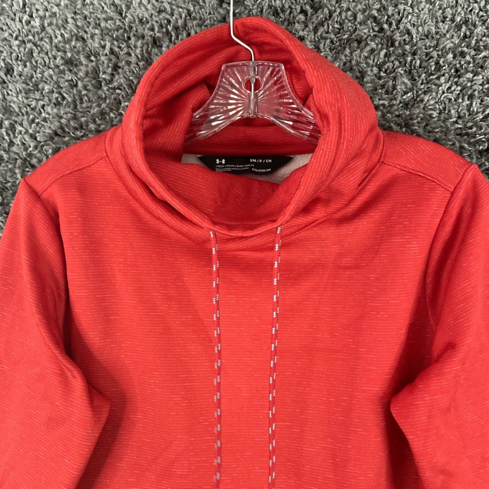 Under Armour VINTAGE? Wait no. Under Armour ColdGear Scuba Neck Sweatshirt Women S Red All Seasons Pockets Pullover Activewear Size S / US 4 / IT 40 - 7 Thumbnail