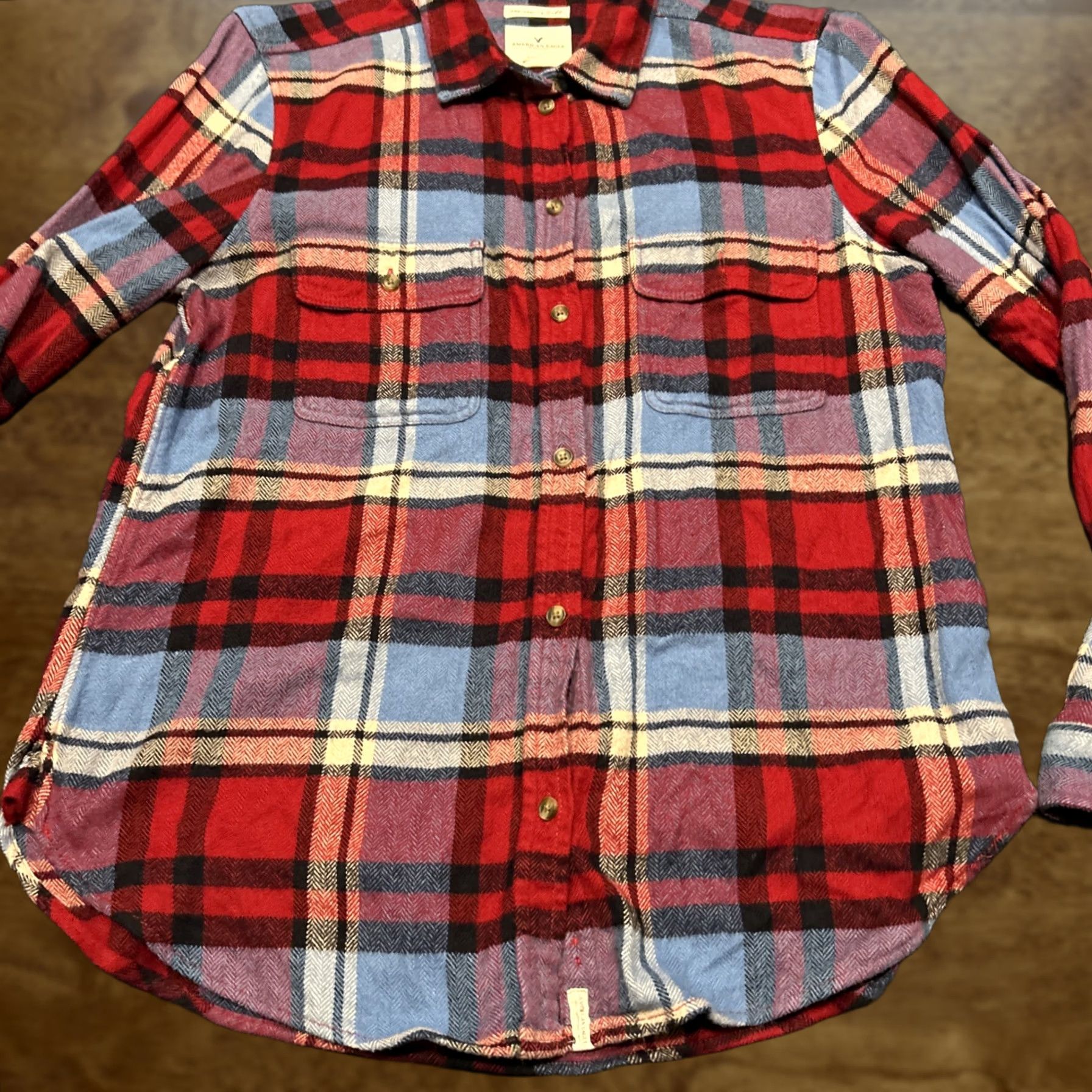 American Eagle Outfitters American Eagle Outfitters Shirt Womens L Red Plaid Flannel Button Up A31 Size L / US 10 / IT 46 - 1 Thumbnail