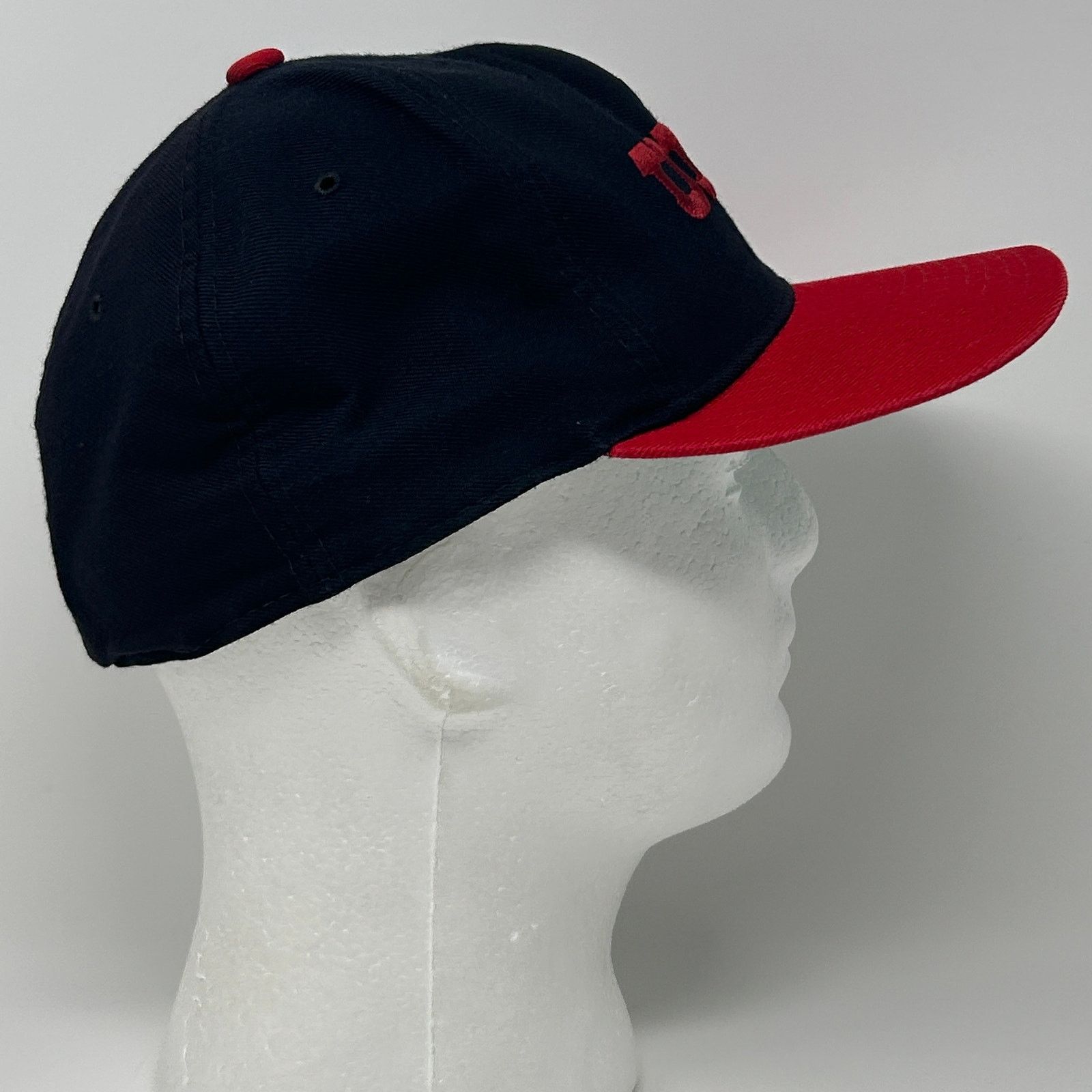 New Era Vintage 80s UNLV Rebels Hat Cap Las Vegas Black 7 3/8 Size ONE SIZE - 9 Thumbnail