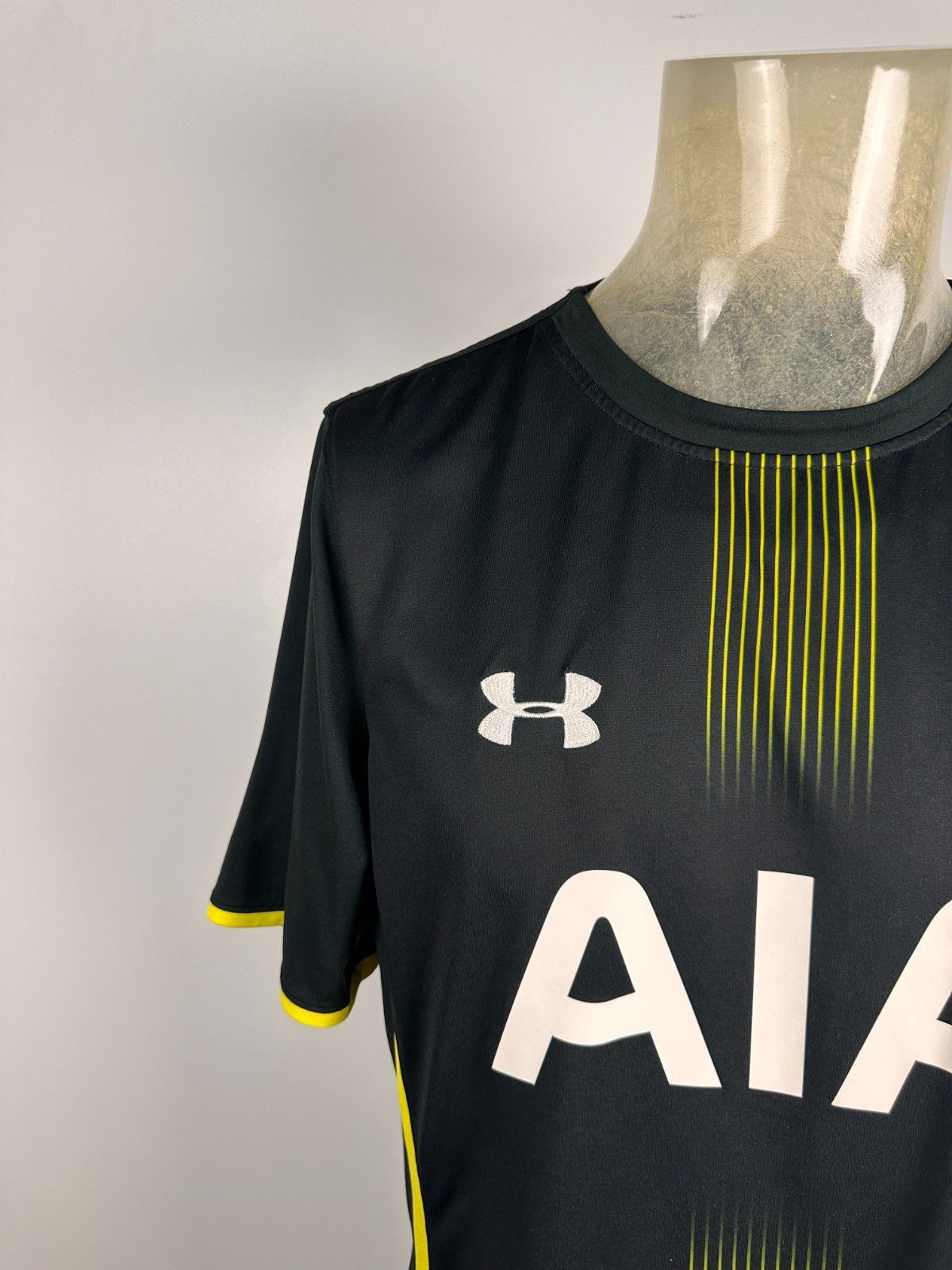 Under Armour Tottenham 2014 Football Shirt Soccer Jersey Under Armour XL Size US XL / EU 56 / 4 - 3 Thumbnail