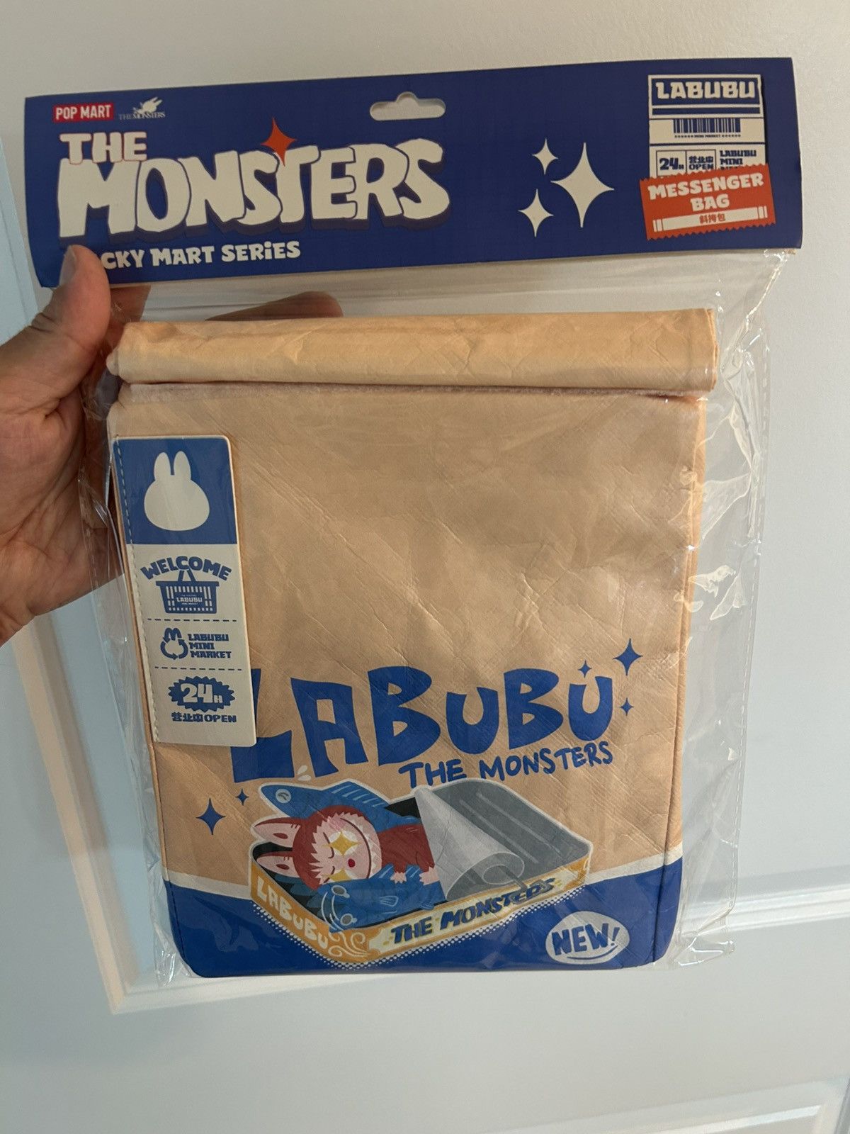 POP MART Labubu Wacky Mart Messenger Bag Size ONE SIZE - 2 Thumbnail