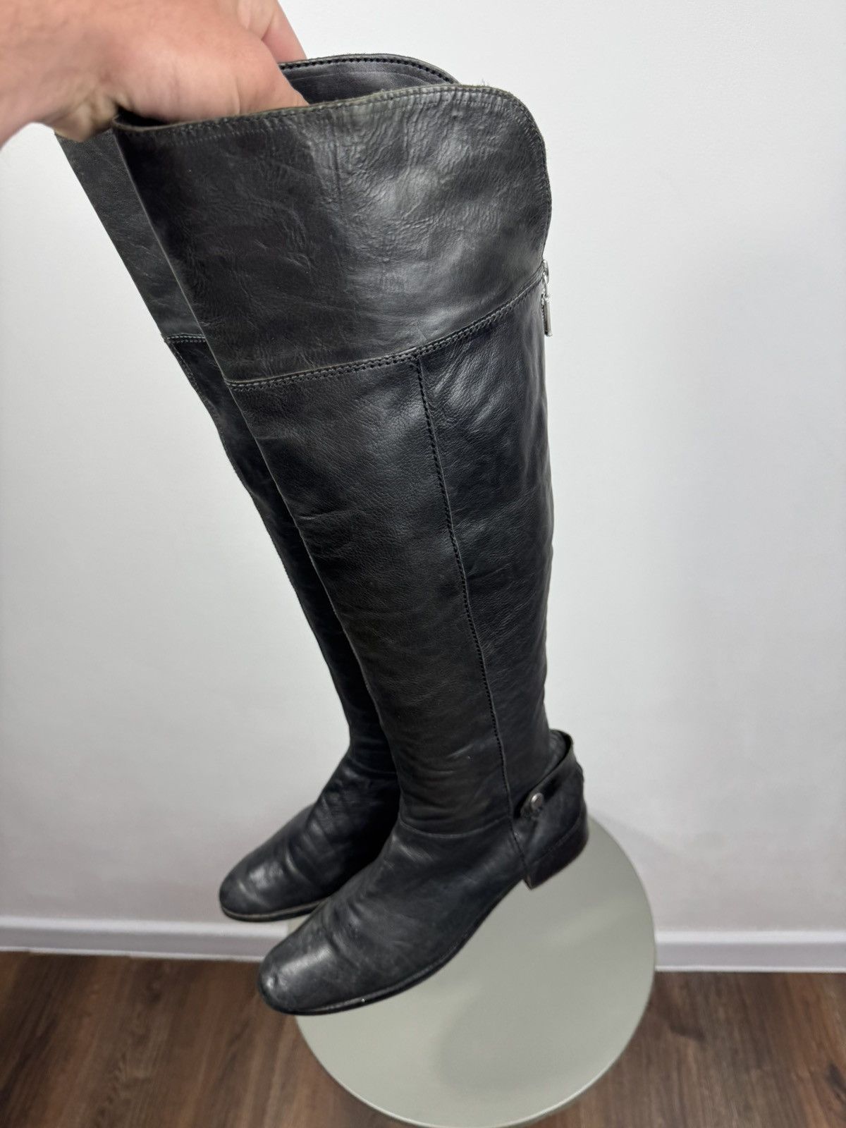 Other Vintage Black Leather High Riding Boots Tall Zip Women’s 40 Size US 9 / IT 39 - 7 Thumbnail