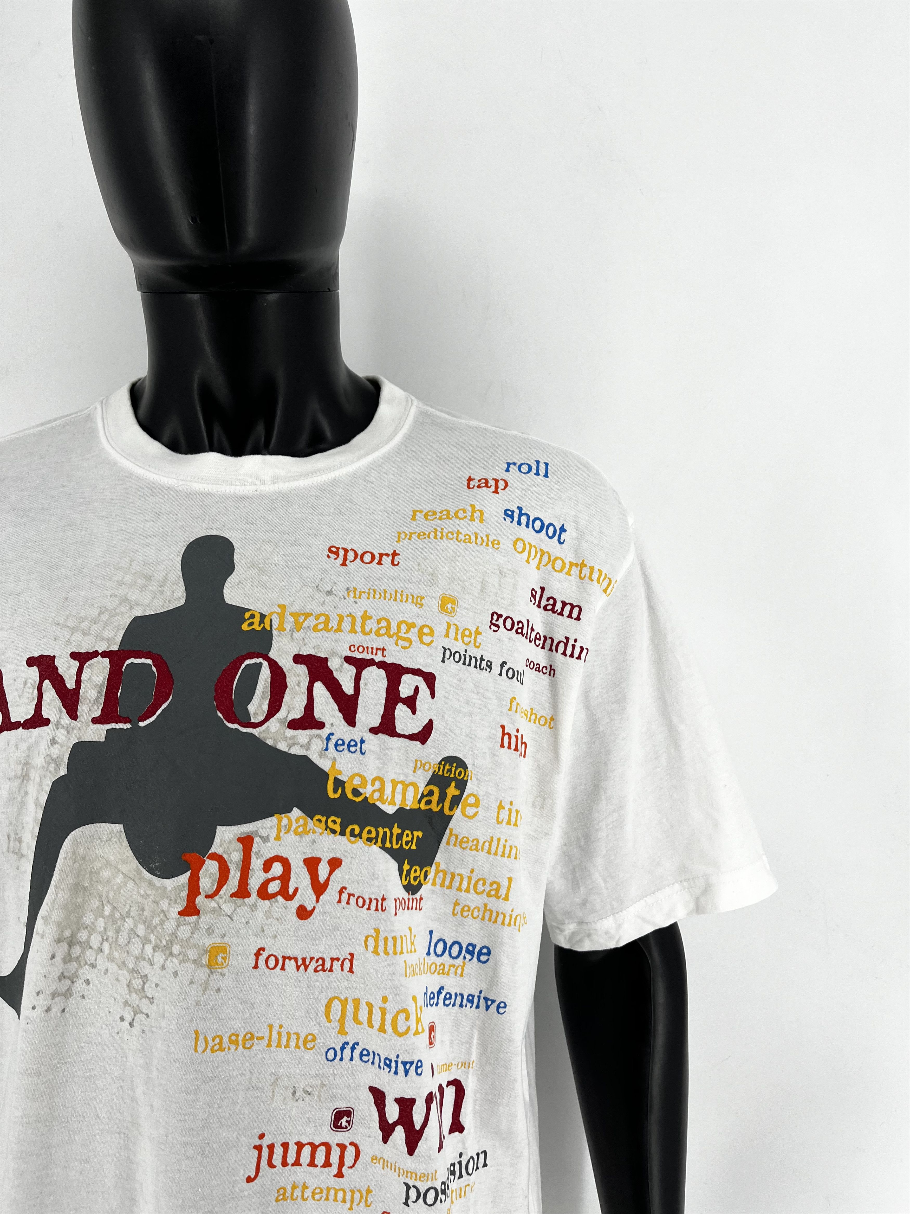 NBA And 1 One Basketball Graphic TShirt Men’s White Y2K 2000s Size US XL / EU 56 / 4 - 7 Thumbnail