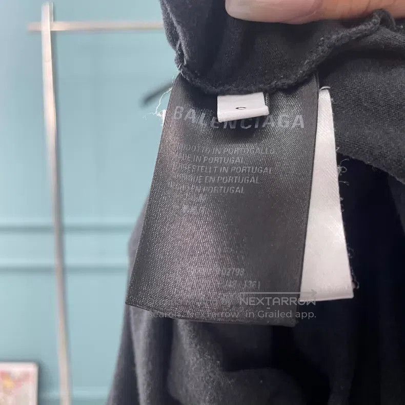 Balenciaga Balenciaga Lock logo short-sleeved Size US S / EU 44-46 / 1 - 5 Thumbnail