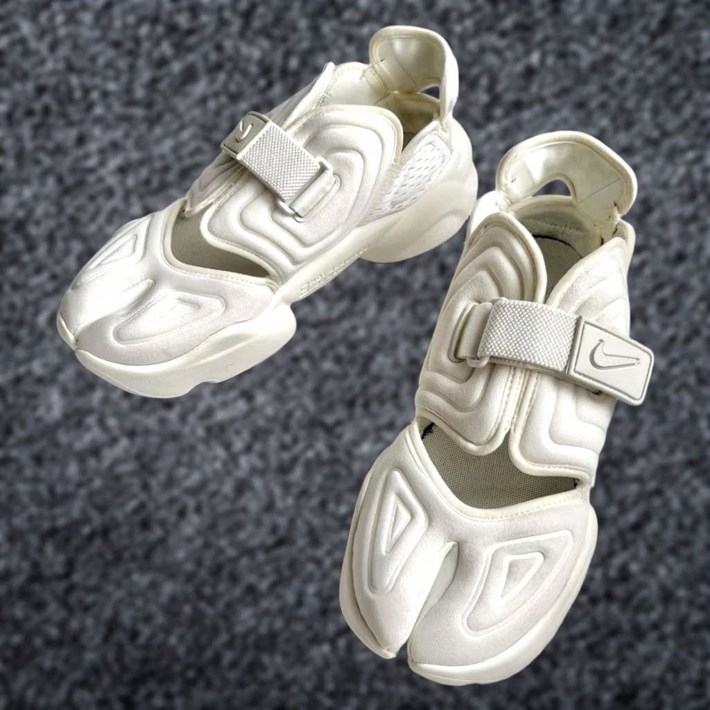 Nike Item Specifications: Brand: Nike Size US 8 / IT 38 - 1 Thumbnail