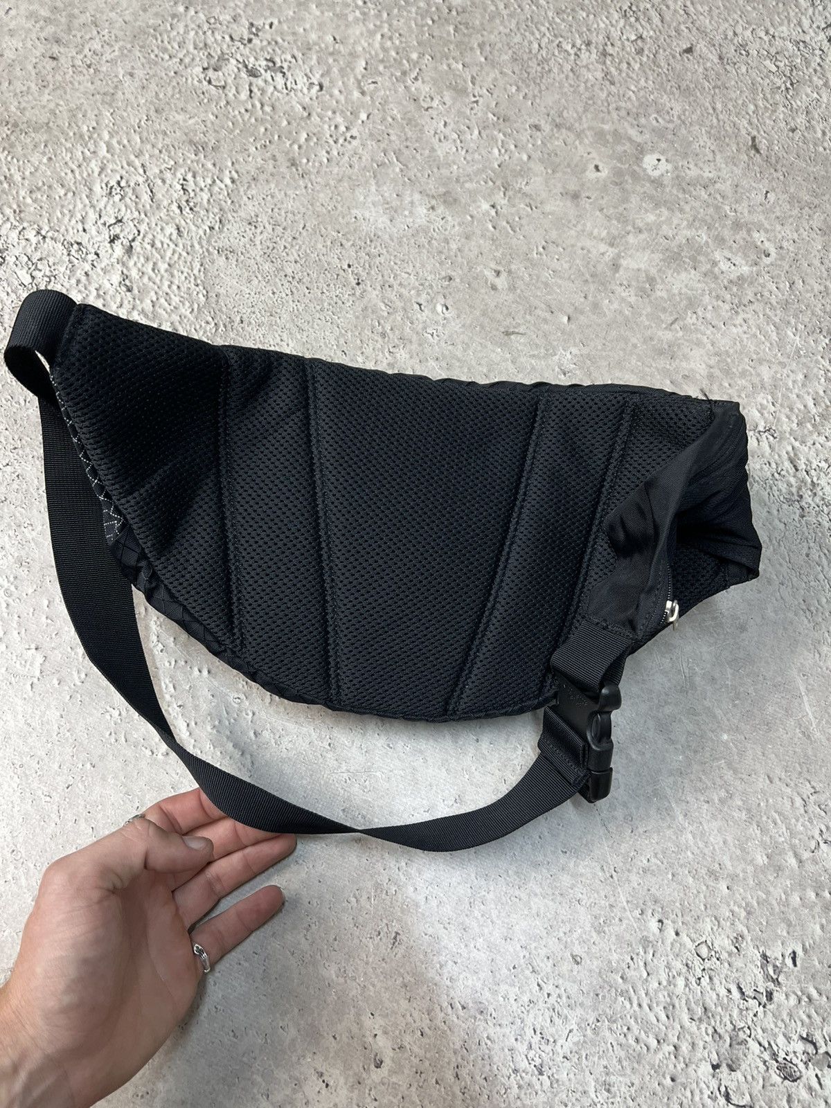 The North Face The North Face Hiking Messenger Bag Waterproof Size ONE SIZE - 5 Thumbnail