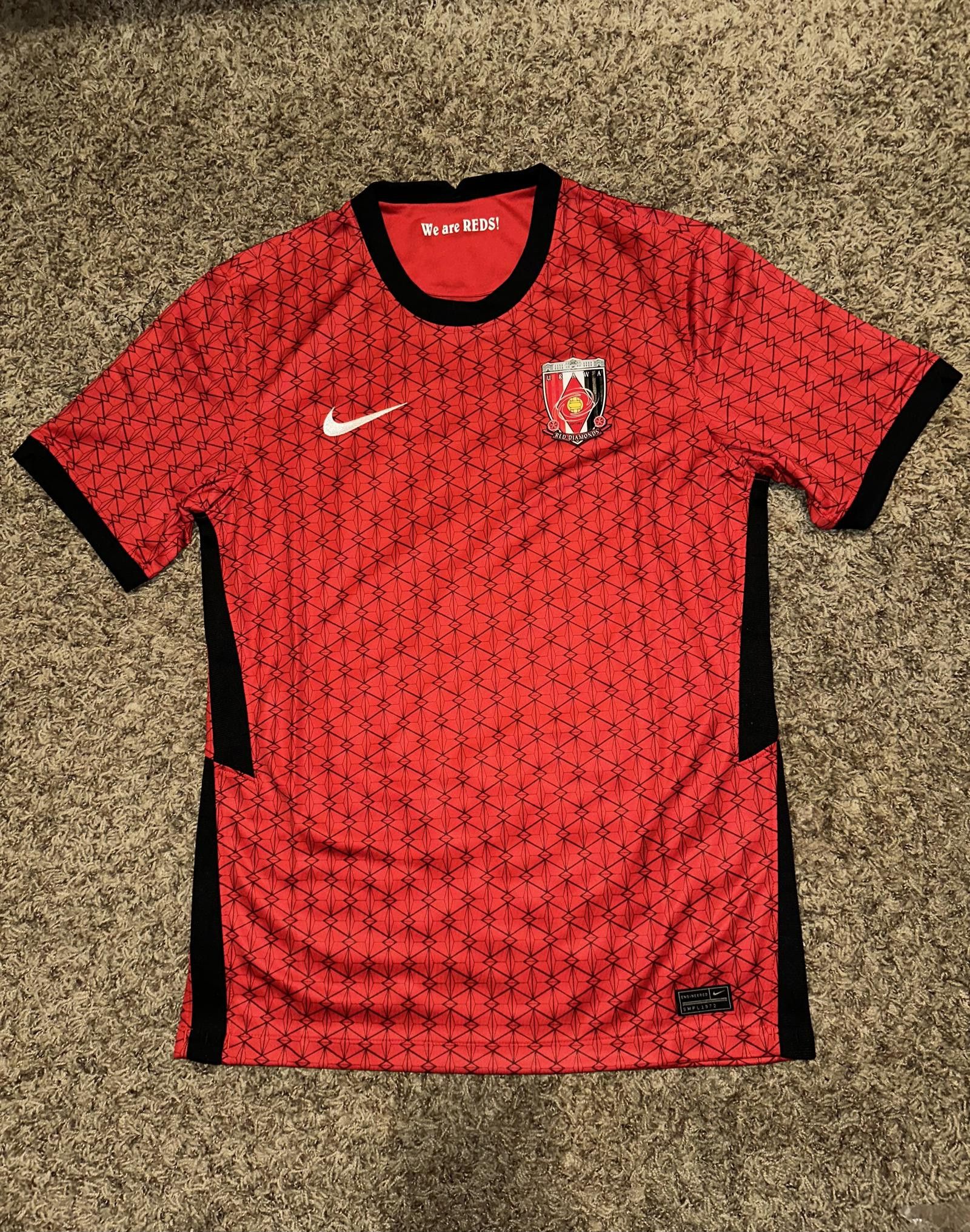 Nike Men's Urawa Japan Red Diamonds Soccer 2021/2022 Home Jersey