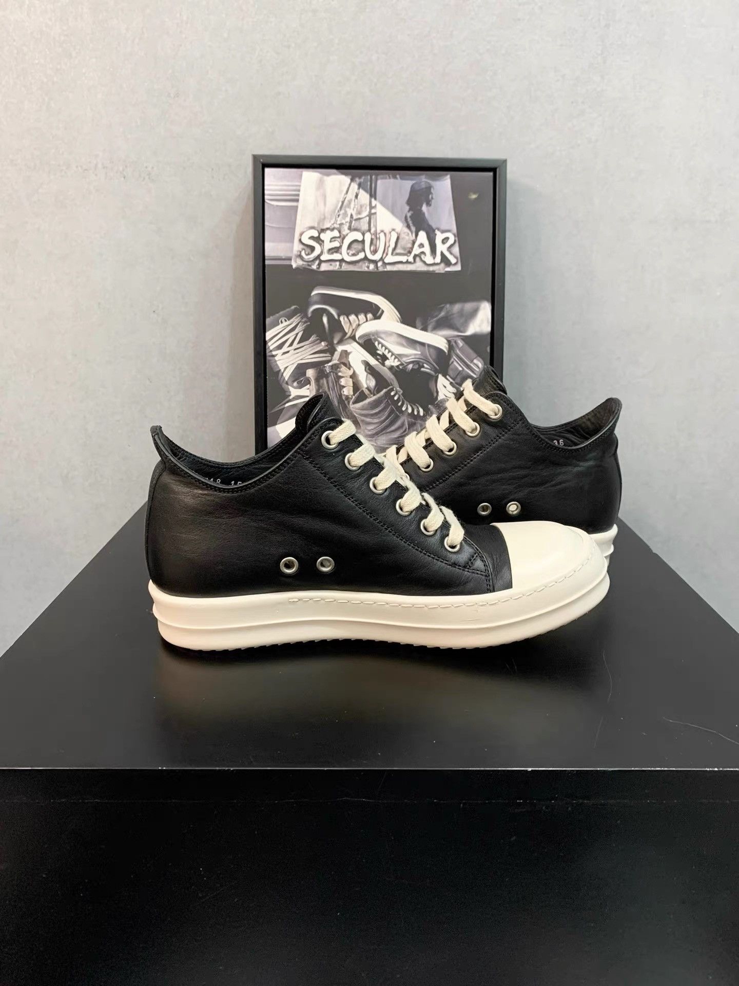 Rick Owens Rick Owens Mainline Black White Leather Low Top Sneakers K34 Size US 6 / IT 36 - 5 Thumbnail