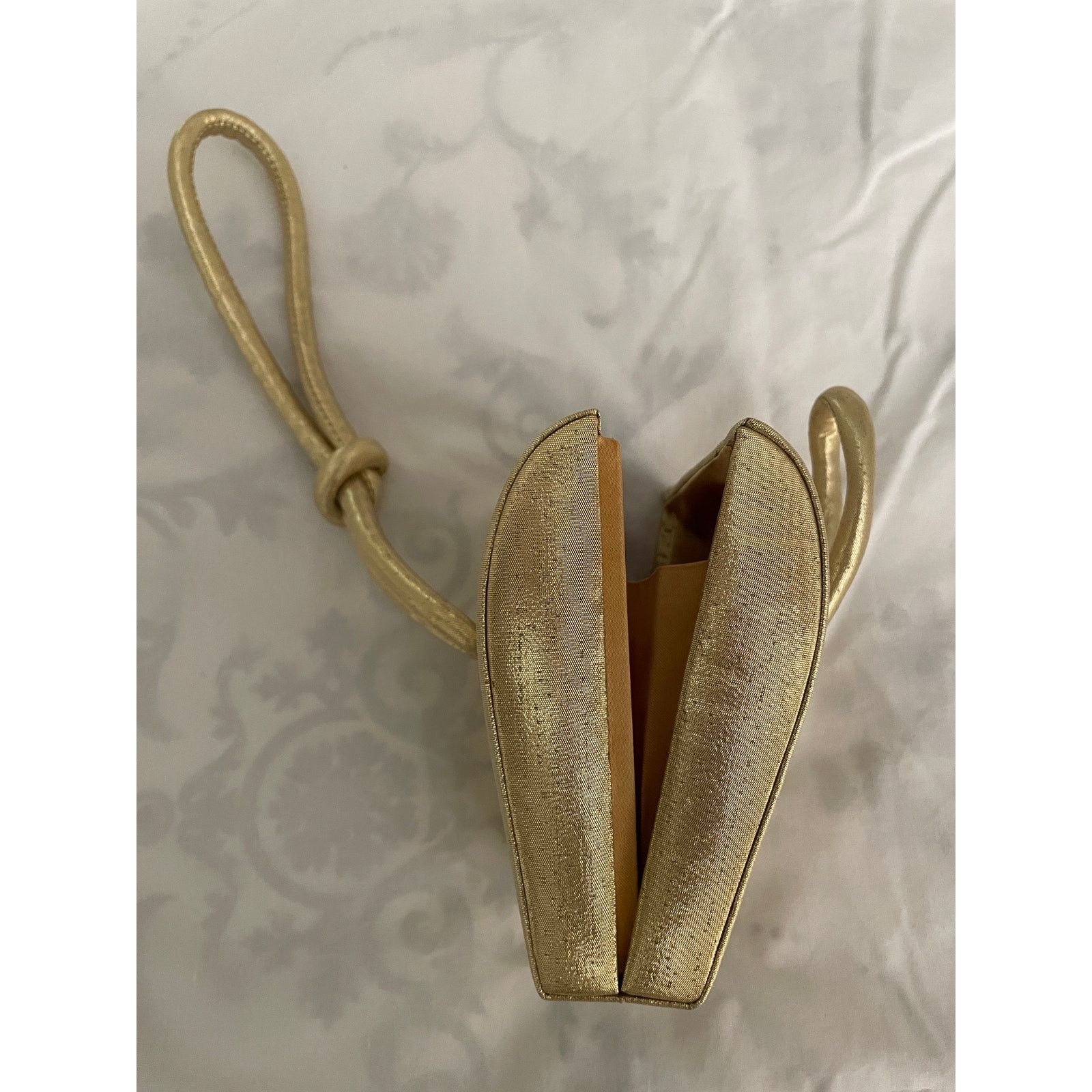 Other LaRegale Womens wristlet. Gold. 5" x 4" Size ONE SIZE - 3 Thumbnail