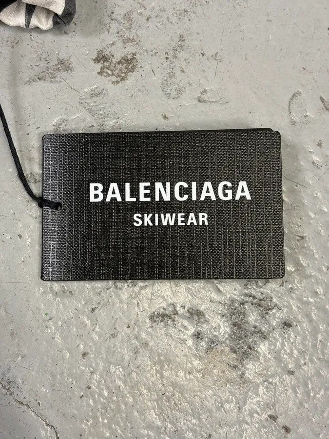 Balenciaga SS2025 Balenciaga Camo Pattern Ski Winter Gloves Size ONE SIZE - 8 Thumbnail