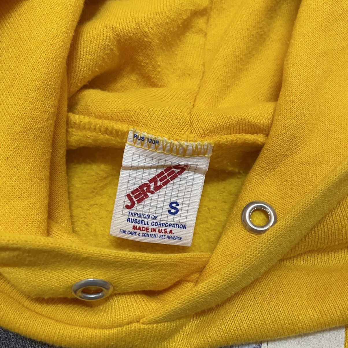 Vintage Vintage 90s Leon The Professional Movie Hoodie USA Size US S / EU 44-46 / 1 - 5 Thumbnail