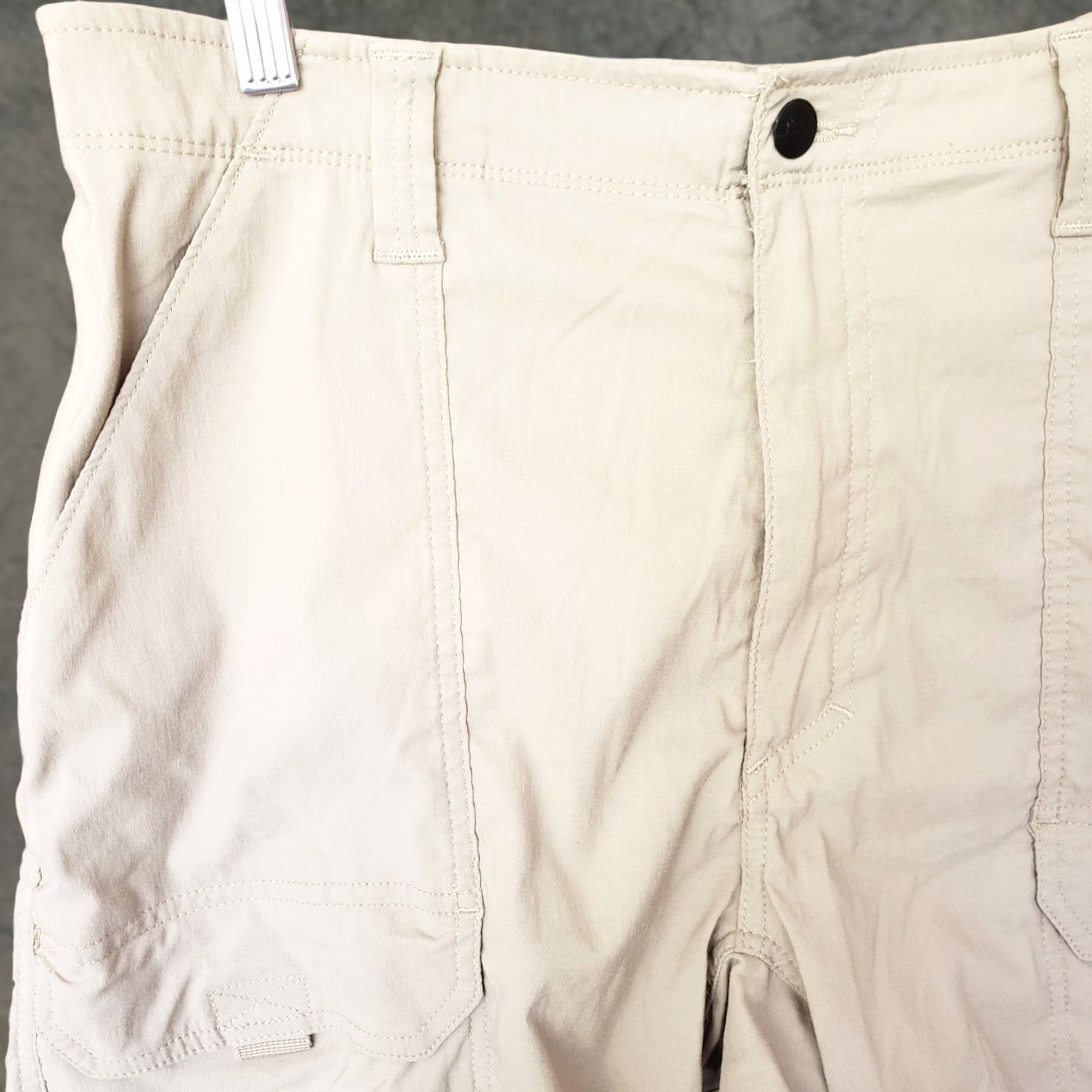 Wrangler Wrangler Mens Hiker Cargo Shorts Flex Waistband Khaki Tan 34x8.5 NW972DS Size US 34 / EU 50 - 1 Thumbnail
