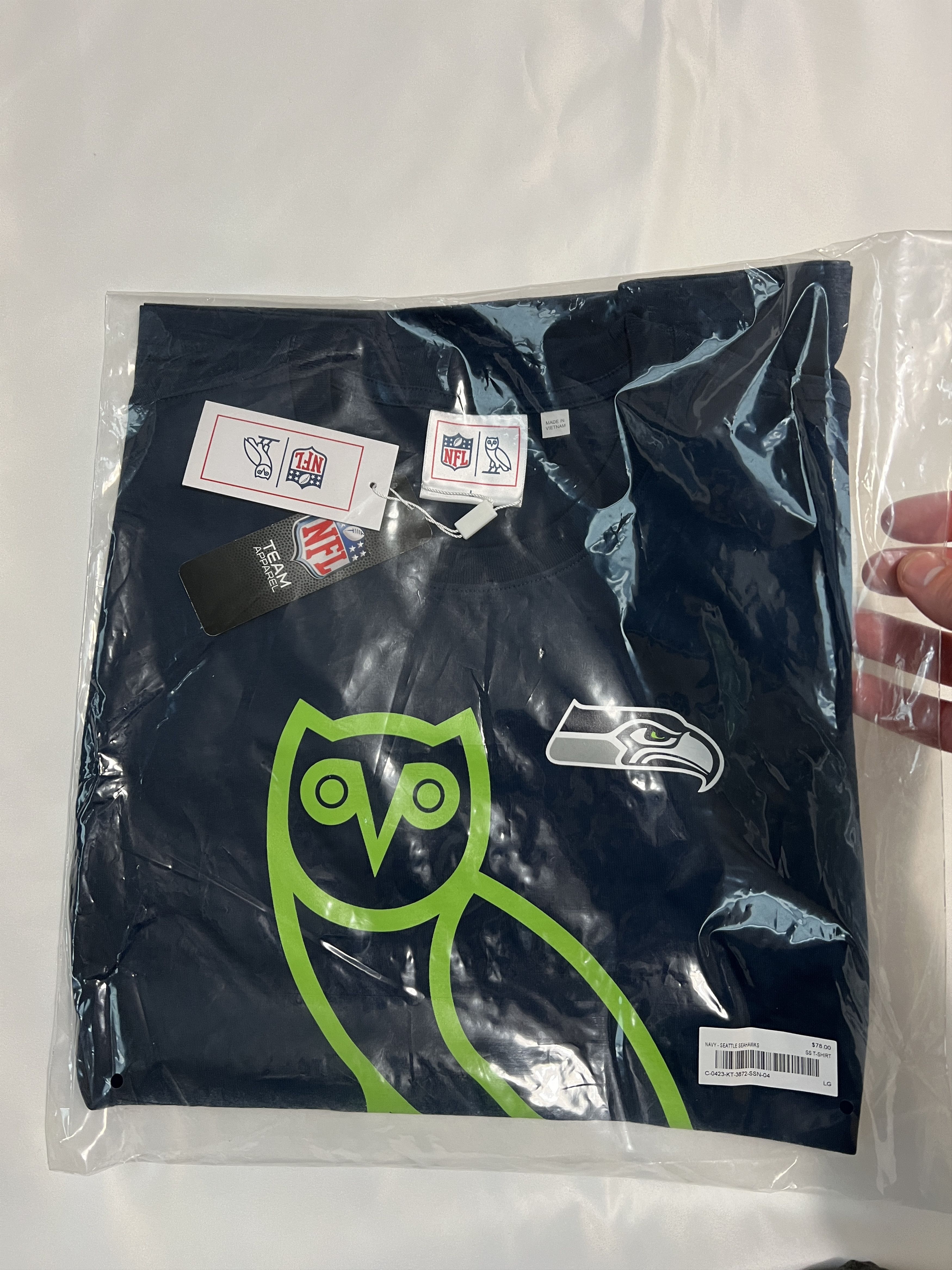 Drake OVO x NFL SEATTLE SEAHAWKS OG T-SHIRT Size US L / EU 52-54 / 3 - 2 Thumbnail