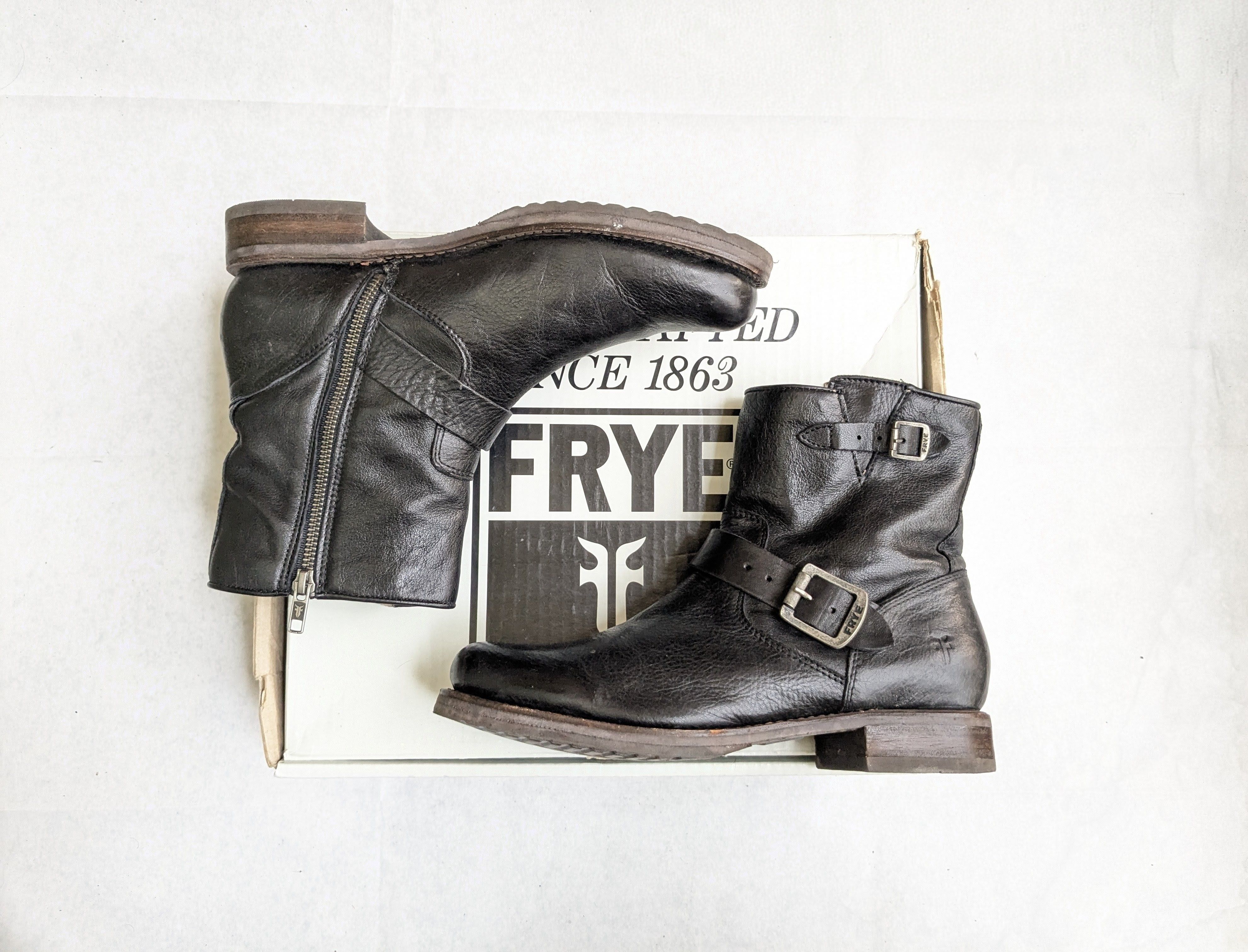 Frye Frye Engineer Boots Black Leather 8.5 Motorcycle Biker Size US 8.5 / EU 41-42 - 1 Thumbnail