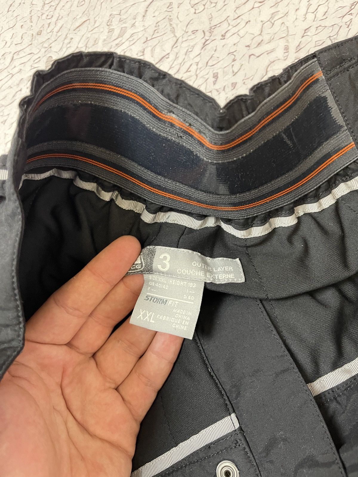 Nike ACG Nike ACG vintage y2k black outdoor snow pants ski Size US 38 / EU 54 - 10 Thumbnail