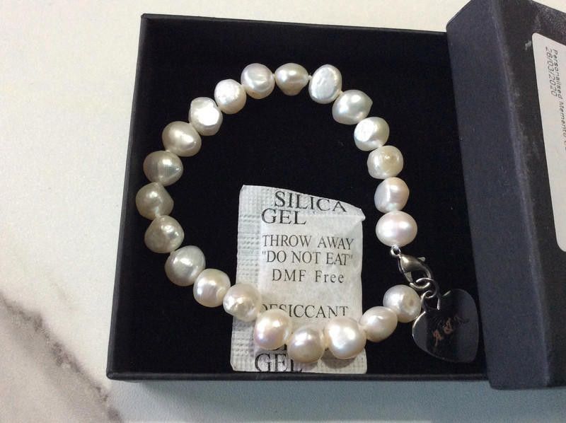 Designer lovely white beads making for her nice bracelet Size ONE SIZE - 1 Thumbnail