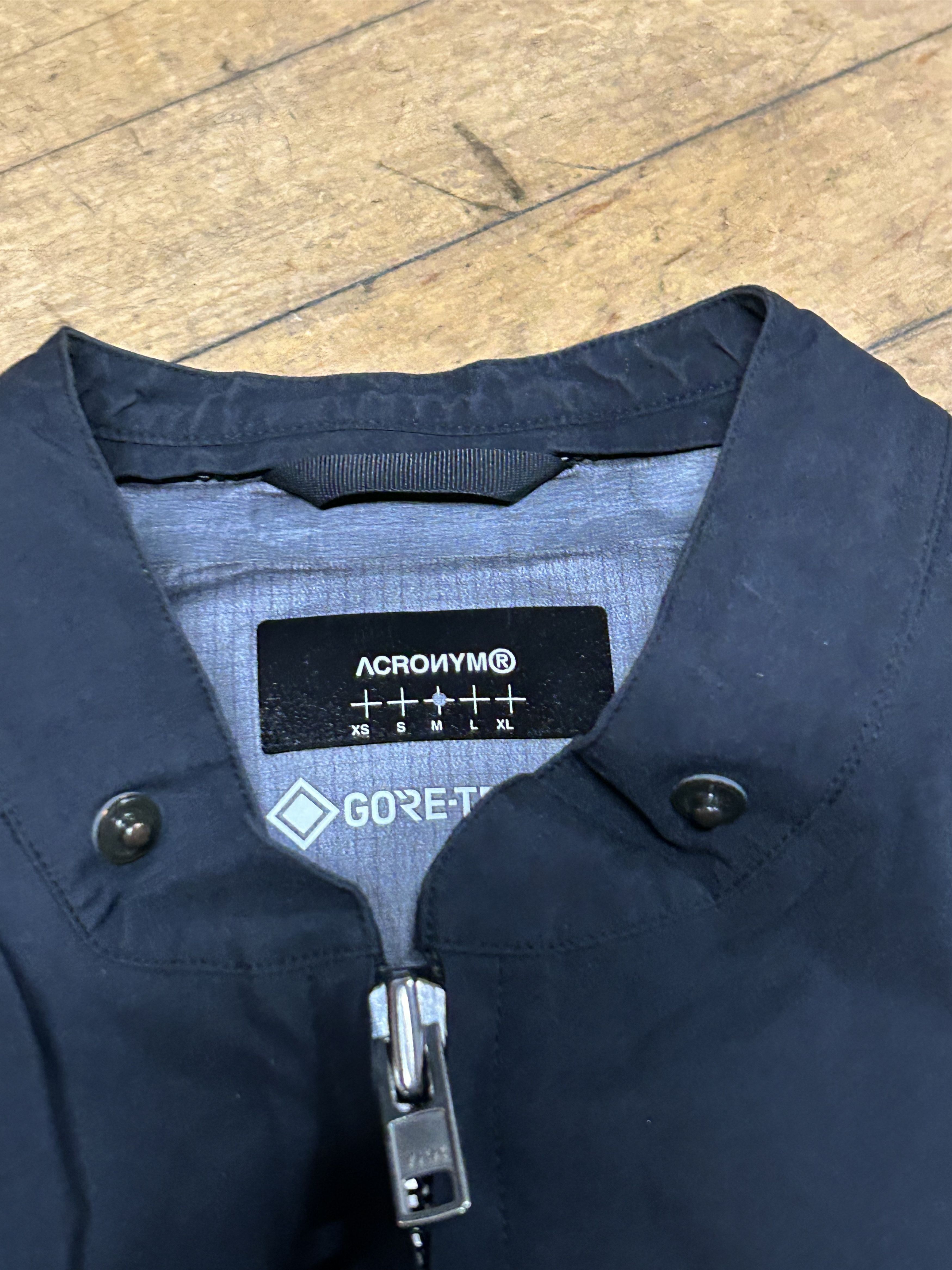 Acronym Acronym J59-GT Size US M / EU 48-50 / 2 - 6 Thumbnail