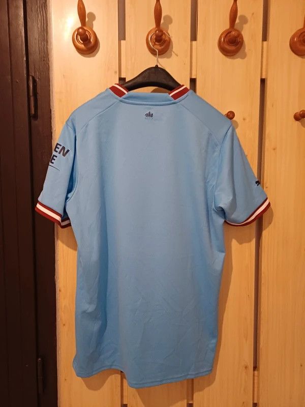 Puma Puma Manchester City 2022/23 home jersey Size US M / EU 48-50 / 2 - 7 Thumbnail