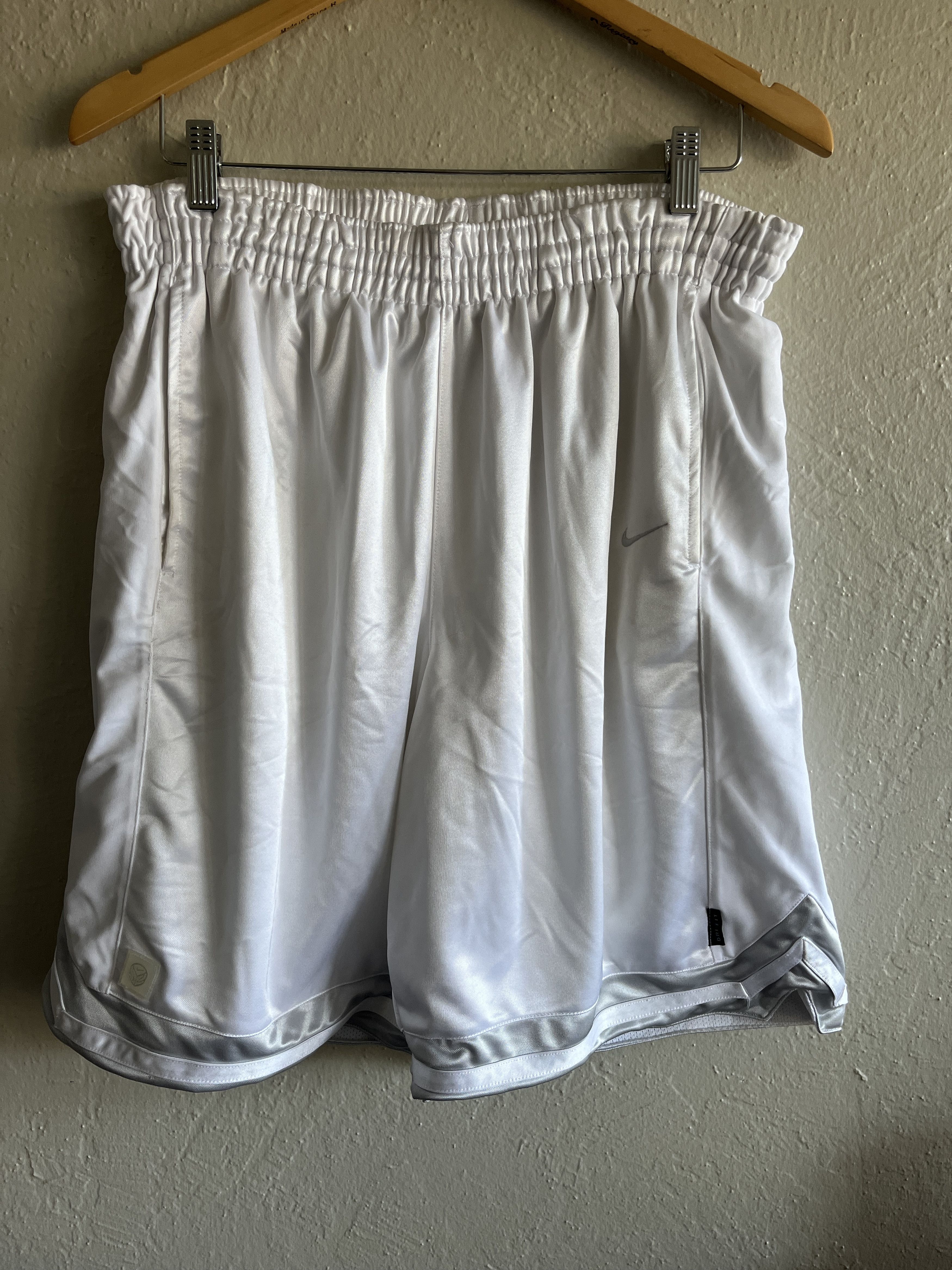 vintage nike basketball shorts white y2k baller and1 L