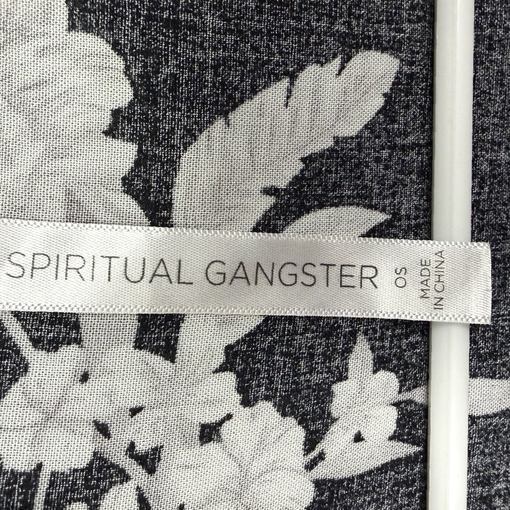 Spiritual Gangster Spiritual Gangster Blouse Kimono Womens One Size Black Floral Open Front Boho Shirt Size ONE SIZE - 4 Thumbnail
