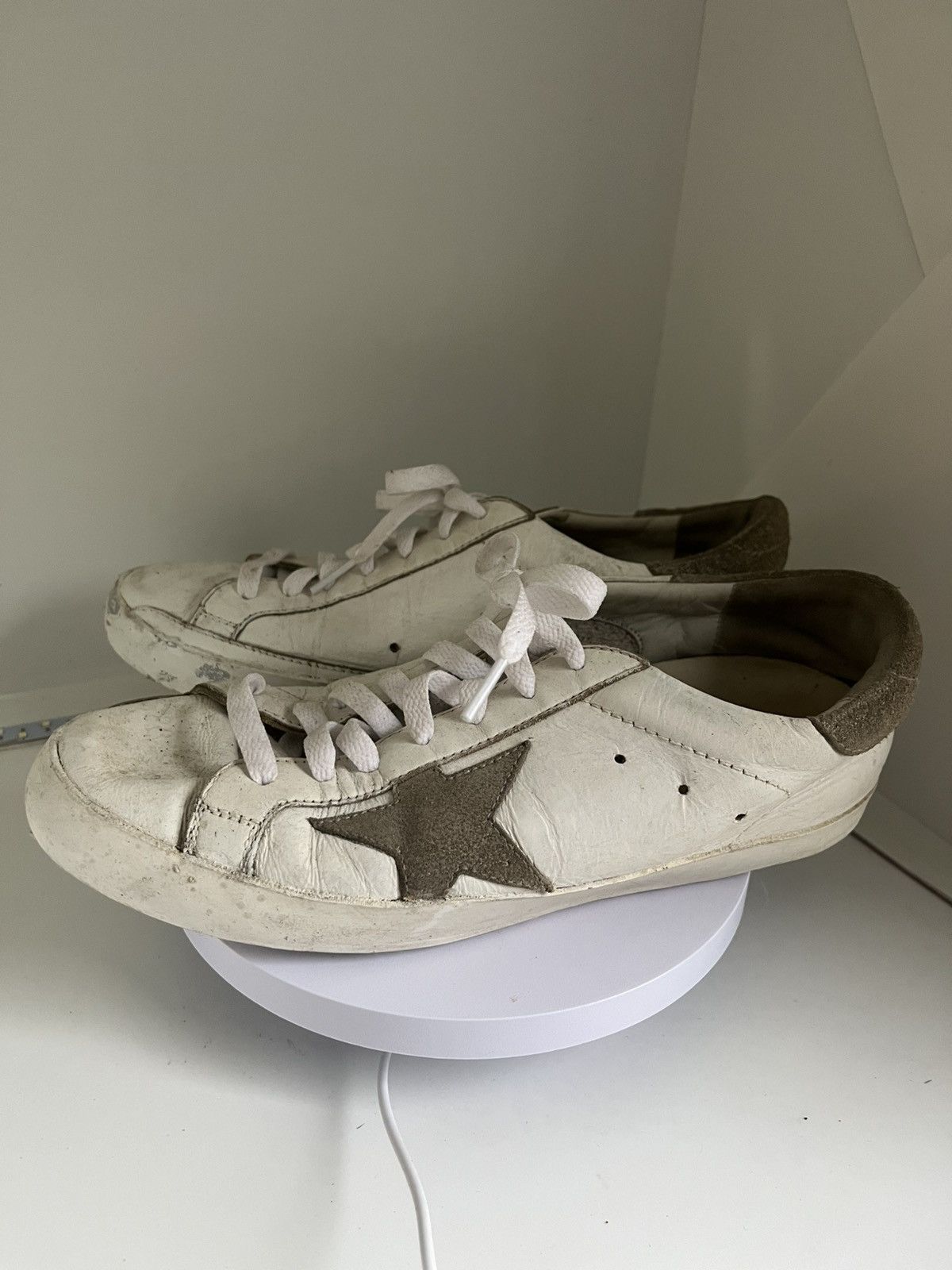 Golden Goose ggdb superstar white size 40 GOLDEN GOOSE Deluxe Brand Size US 10 / IT 40 - 2 Thumbnail
