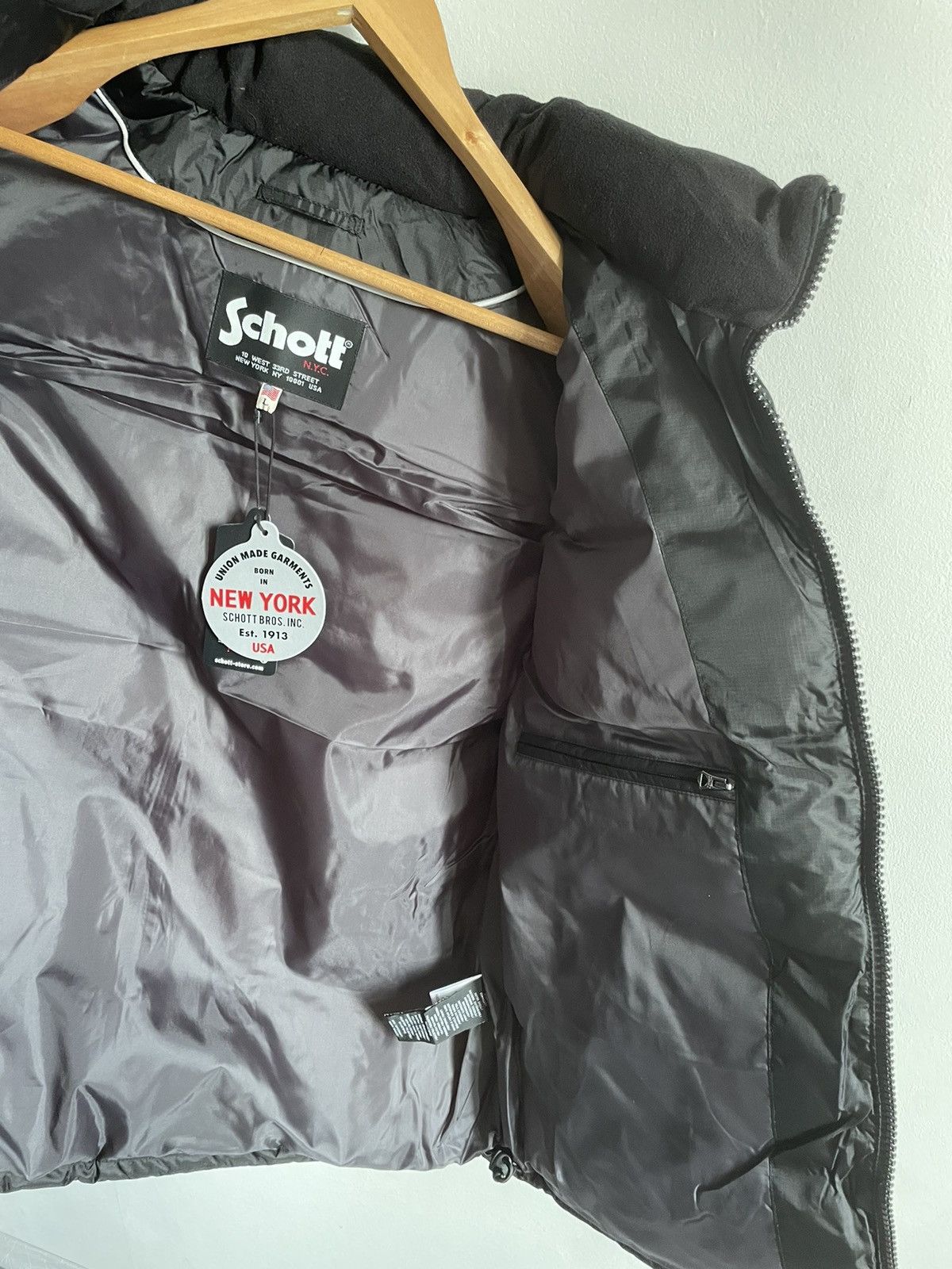 Schott Schott puffer jacket model ”UTAHV” Size US L / EU 52-54 / 3 - 8 Thumbnail