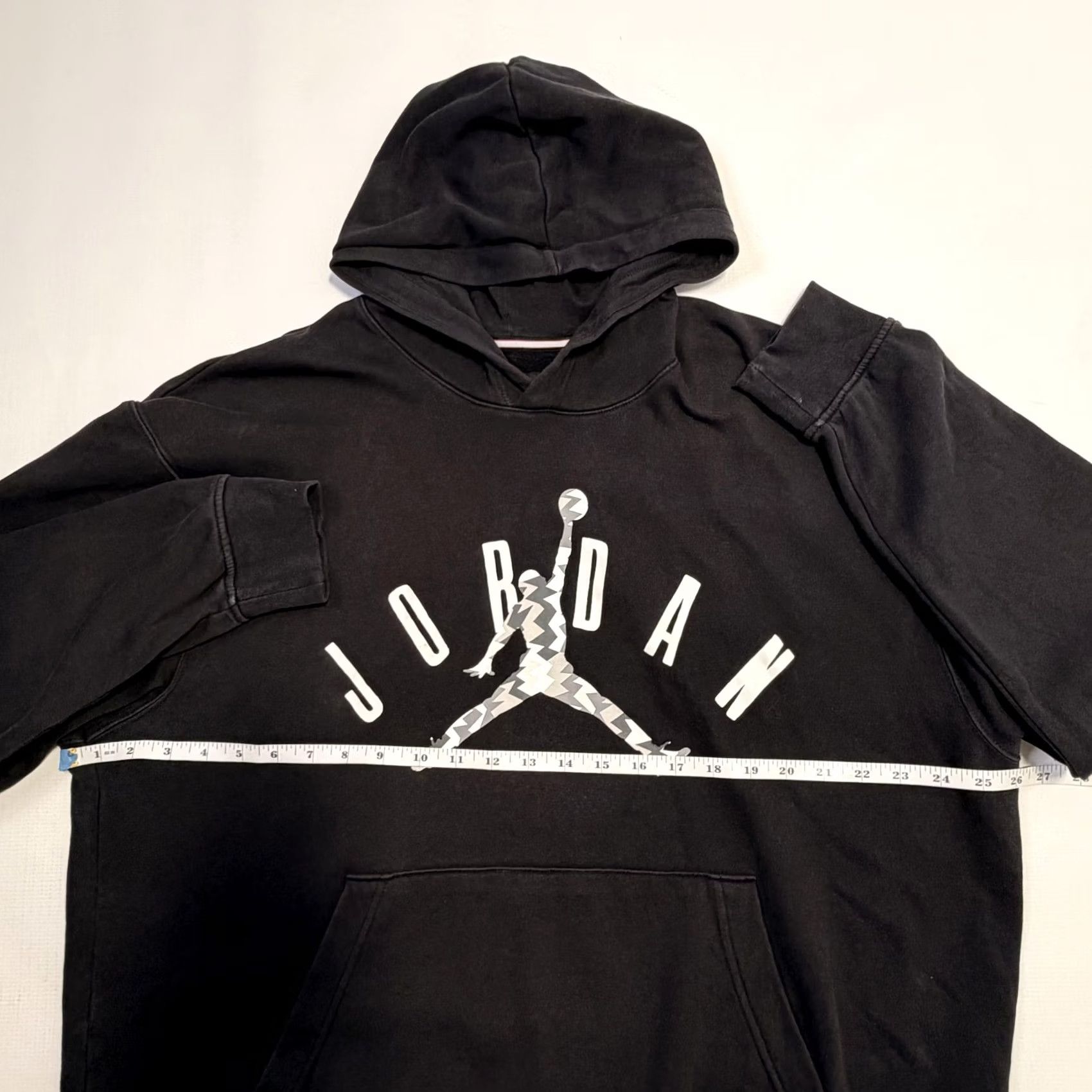 Jordan Brand Jordan Hoodie Mens XL Black Jumpman Logo Pullover Sweatshirt FD7415-010 Size US XL / EU 56 / 4 - 4 Thumbnail