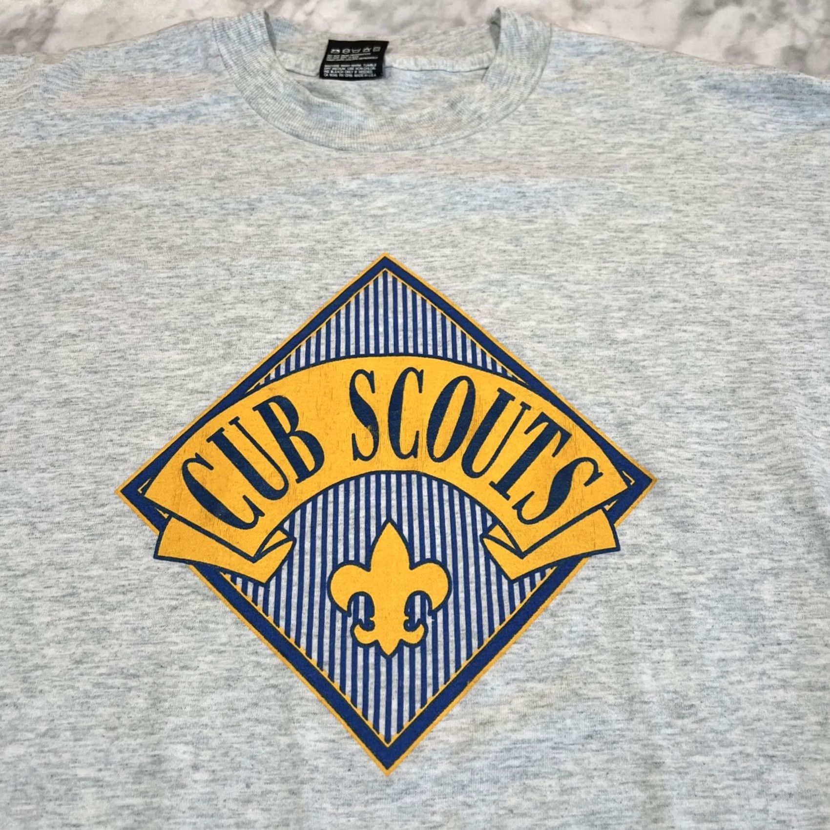 Fruit Of The Loom VINTAGE Best Fruit of the Loom Cub Scouts Shirt Mens 2XL Gray Long Sleeve Single Stitch 90s Emblem Graphic Print Logo Size US XXL / EU 58 / 5 - 2 Thumbnail