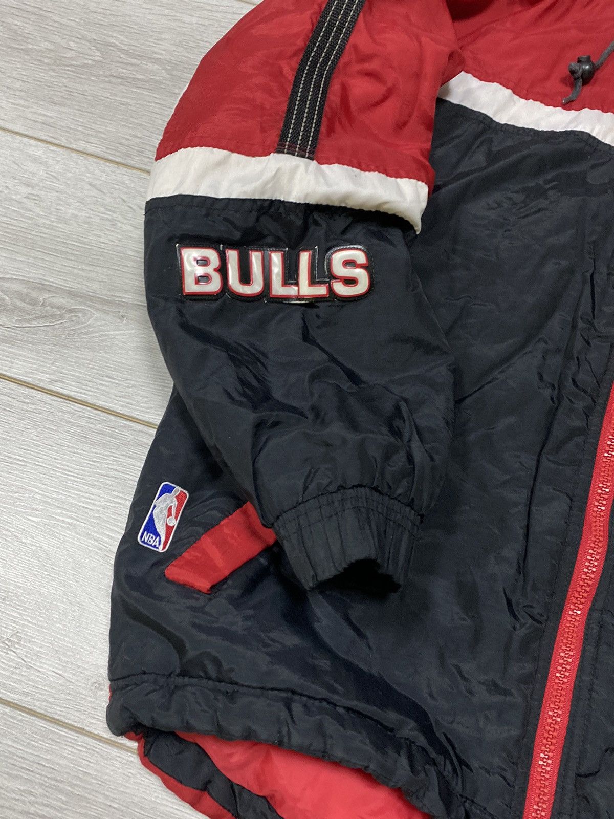 NBA Chicago Bulls Starter vintage big logo head jacket Size US S / EU 44-46 / 1 - 5 Thumbnail