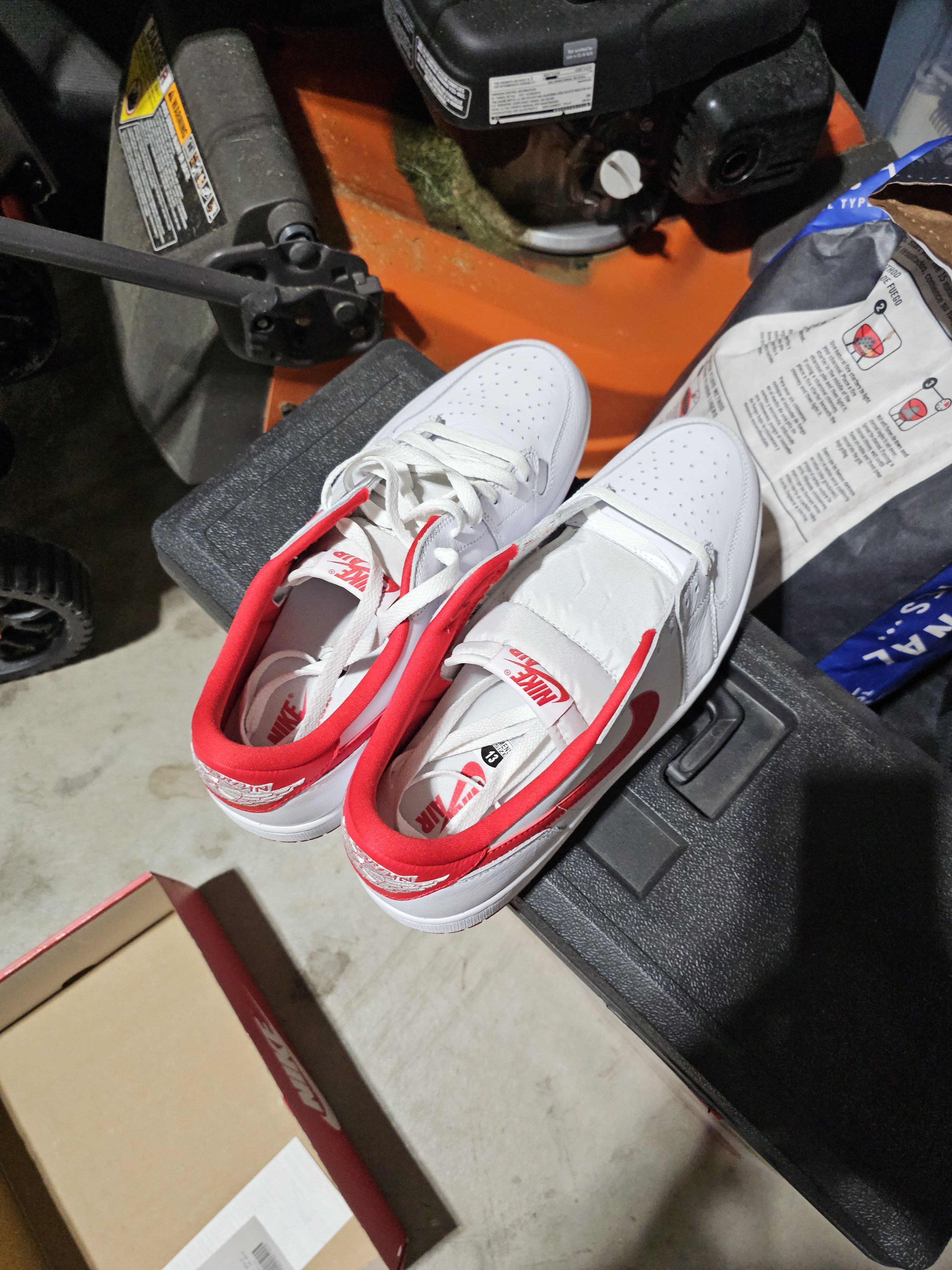 Jordan Brand × Nike Jordan 1 Retro Low OG 'University Red' Size US 13 / EU 46 - 6 Thumbnail