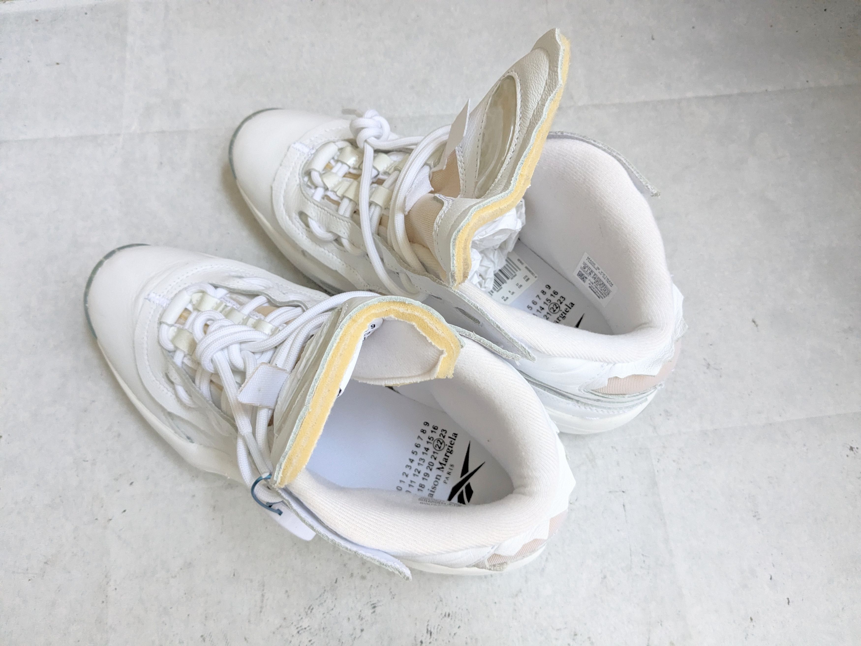 Maison Margiela × Reebok Maison Margiela Reebok Question White 9 High Tops Leather Size US 9 / EU 42 - 13 Thumbnail
