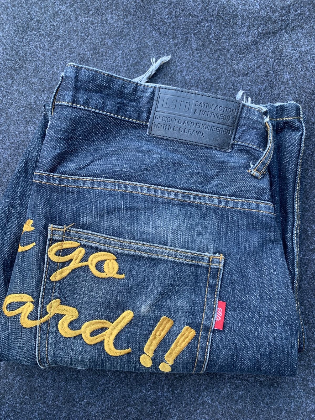 Japanese Brand VINTAGE ILL'S SATISFACTION JEANS. Size US 35 - 11 Thumbnail