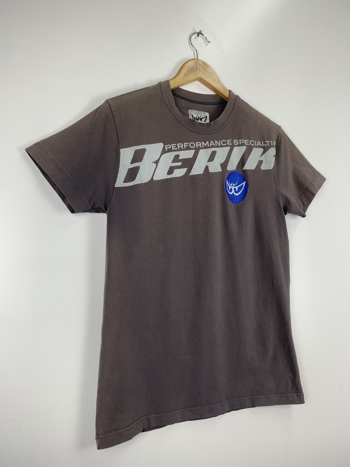 Vintage Berik brand tee Size US M / EU 48-50 / 2 - 5 Thumbnail