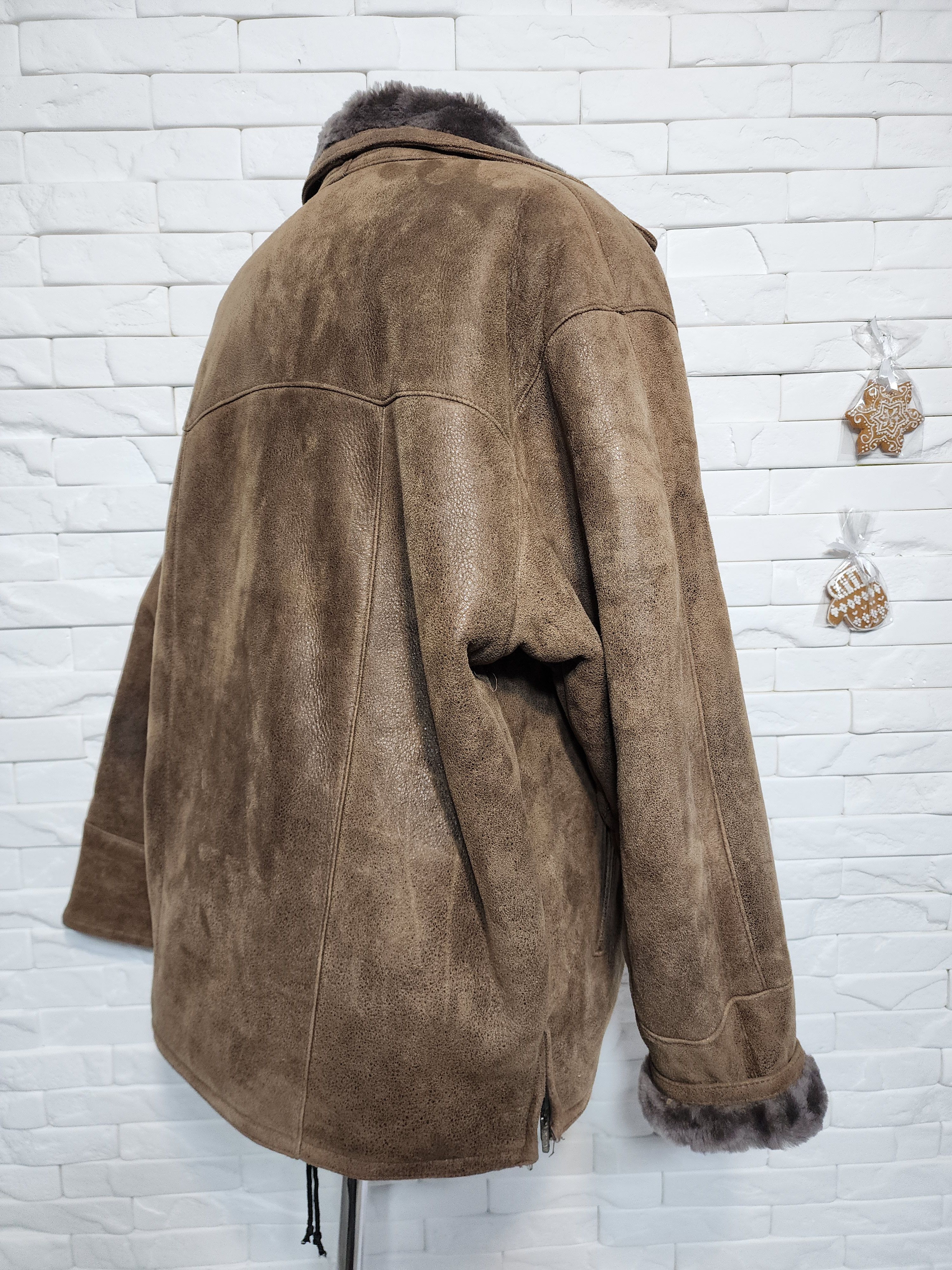 Furla Men's Brown Sheepskin Coat: White Fur, Metal Zipper Size US L / EU 52-54 / 3 - 5 Thumbnail
