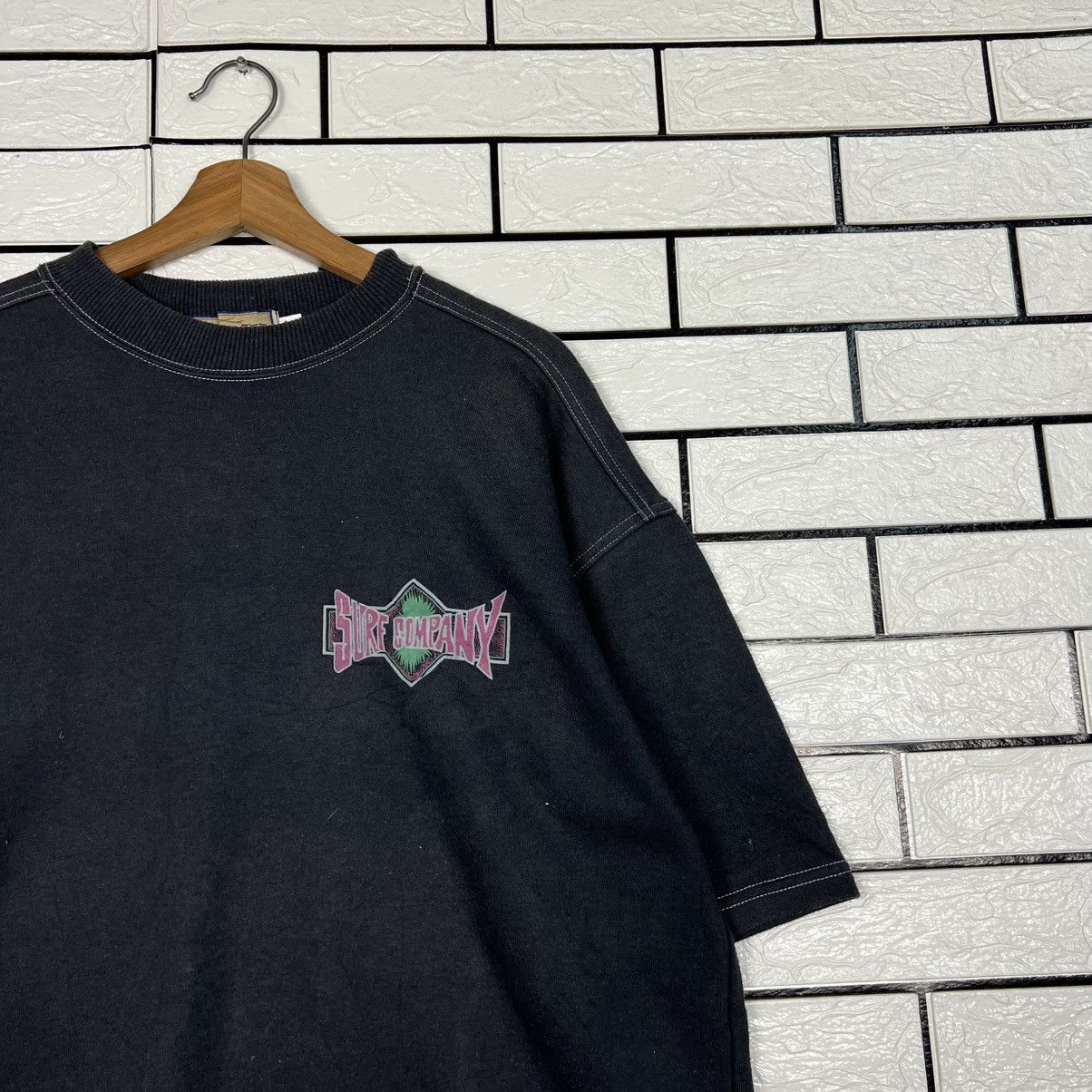 Japanese Brand SURF COMPANY Small Logo Tee #4172-C191 Size US L / EU 52-54 / 3 - 5 Thumbnail