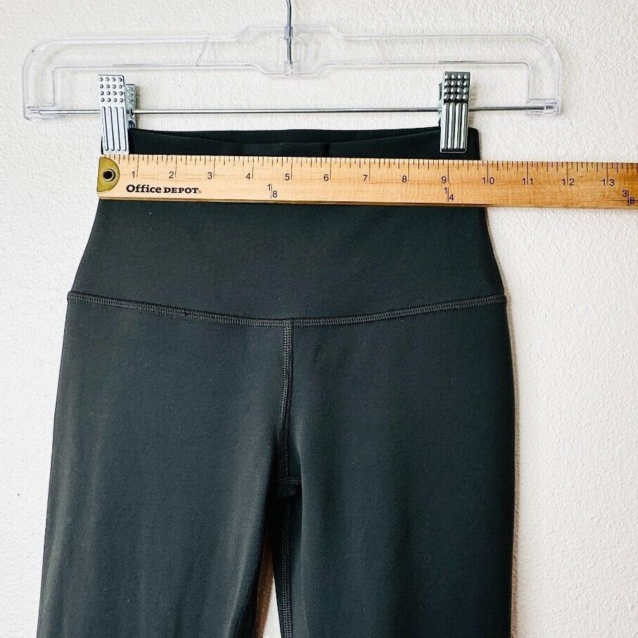 Lululemon Lululemon Slate Gray High-Waist Yoga Pants 2 Size 26" / US 2 / IT 38 - 10 Thumbnail