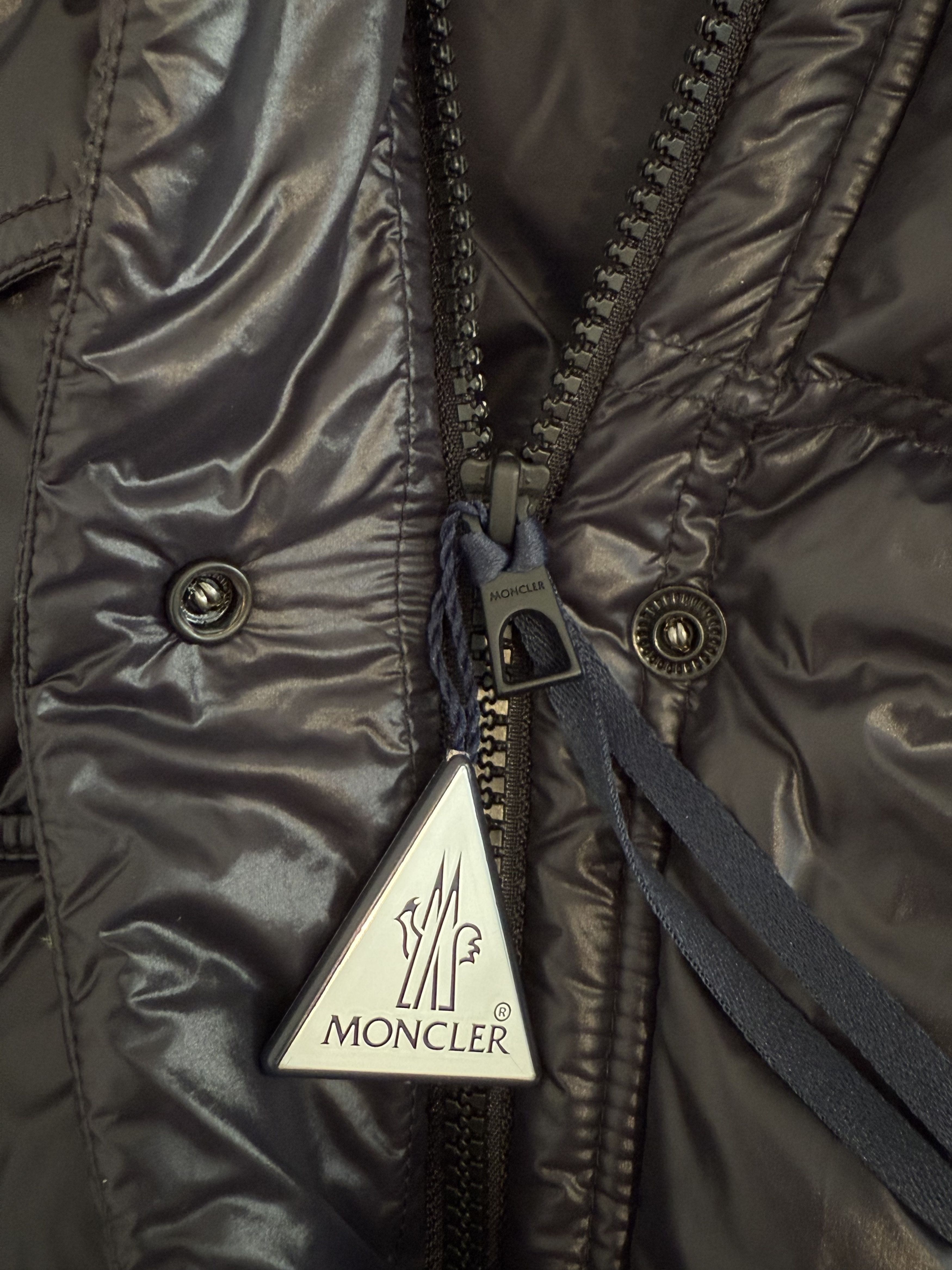Moncler Moncler Puffer Jacket Size M / US 6-8 / IT 42-44 - 5 Thumbnail