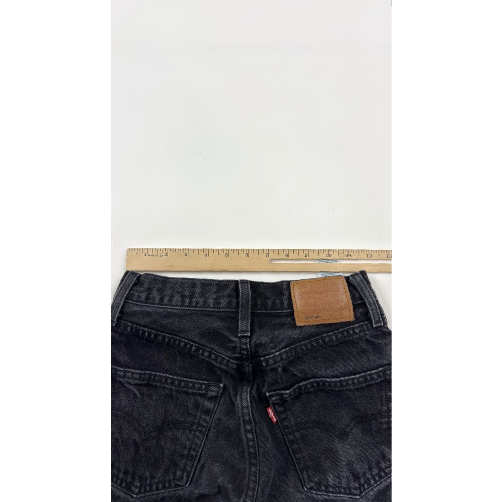 Levi's VINTAGE Levi's 501 Shorts Womens 30 Black Denim High Rise Cutoff Distressed Button Fly Size 30" / US 8 / IT 44 - 7 Thumbnail