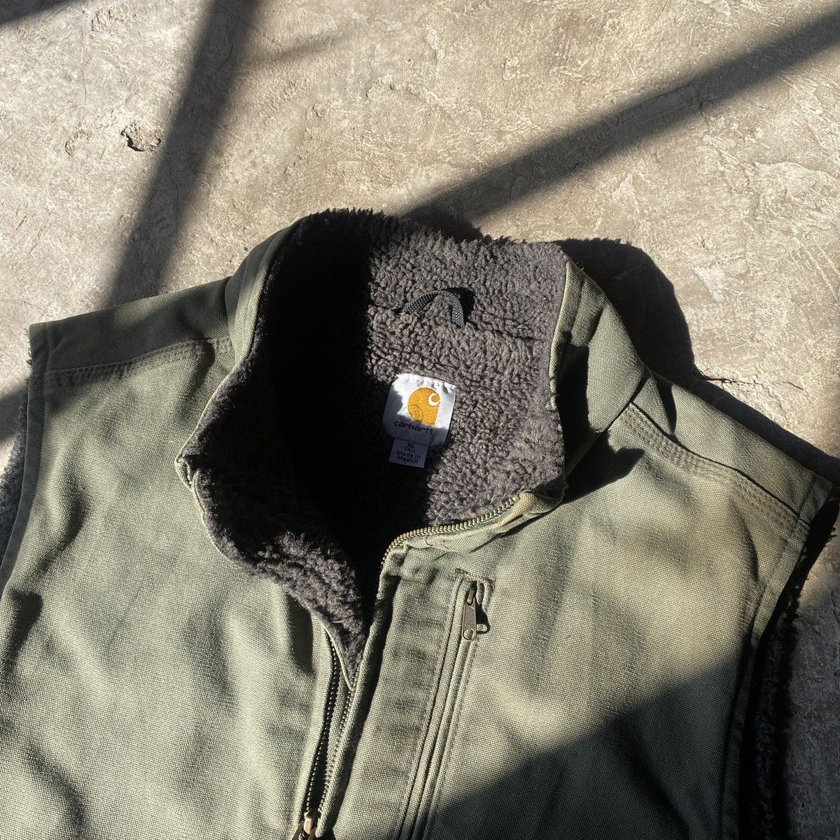 Carhartt Carhartt sherpa vest (green olive)✅🤝🏻 Size US XL / EU 56 / 4 - 4 Thumbnail