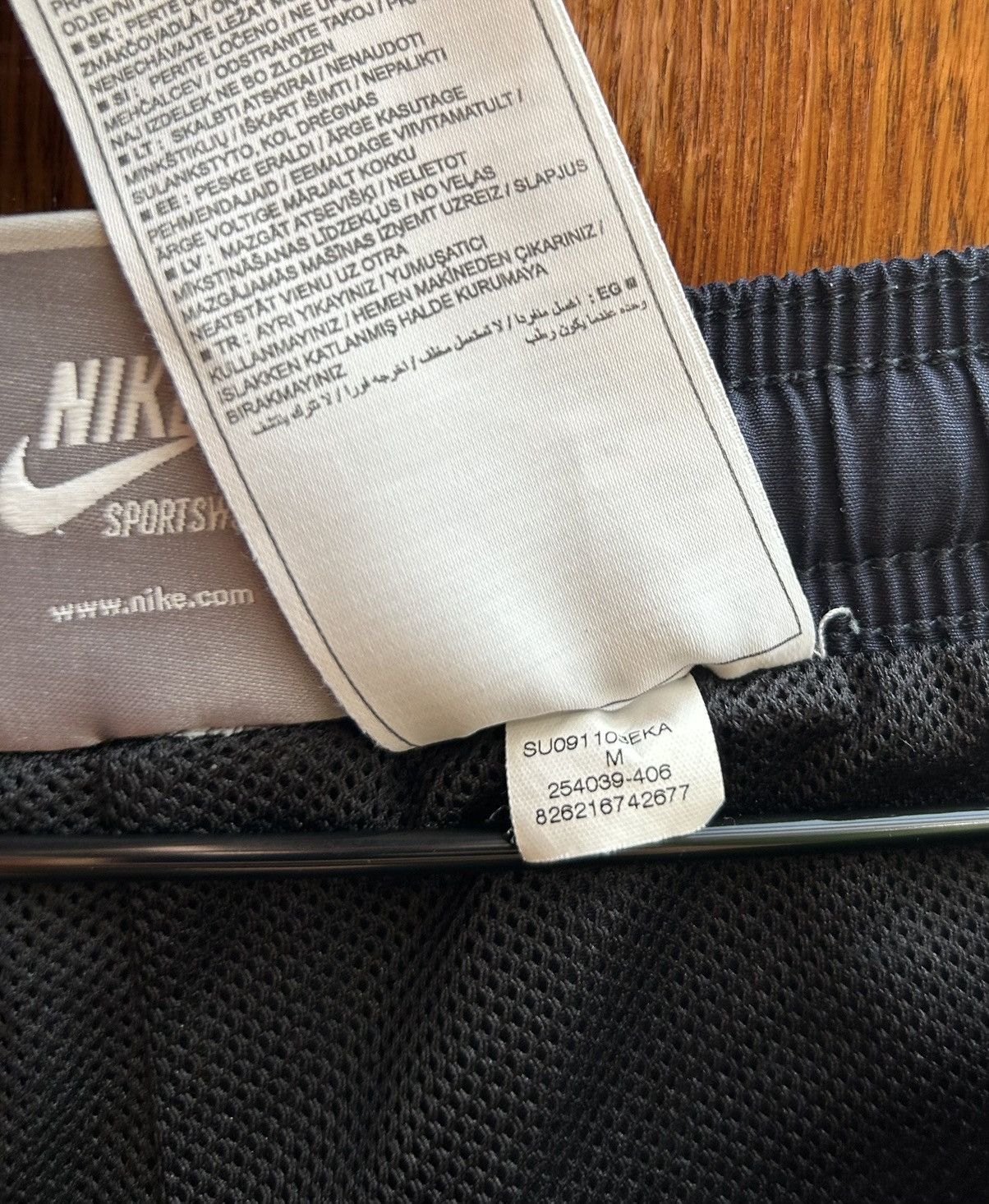 Nike Vintage Nike Nylon Cargo Pants Size M Navy Blue Size US 32 / EU 48 - 7 Thumbnail