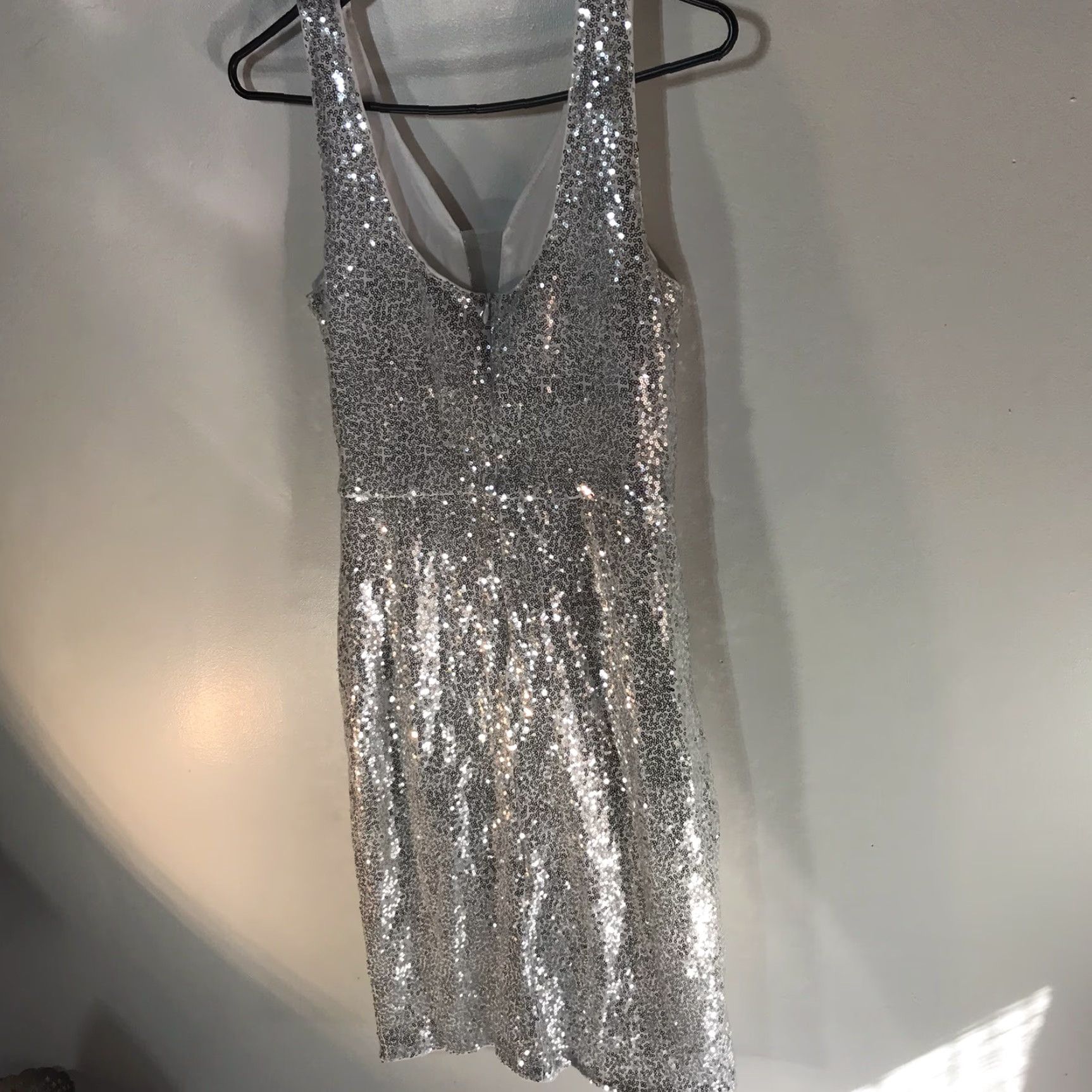 Vintage Grace Karin Silver Sequin Covered Low Cut Formal Dress Womens Size M Size M / US 6-8 / IT 42-44 - 7 Thumbnail