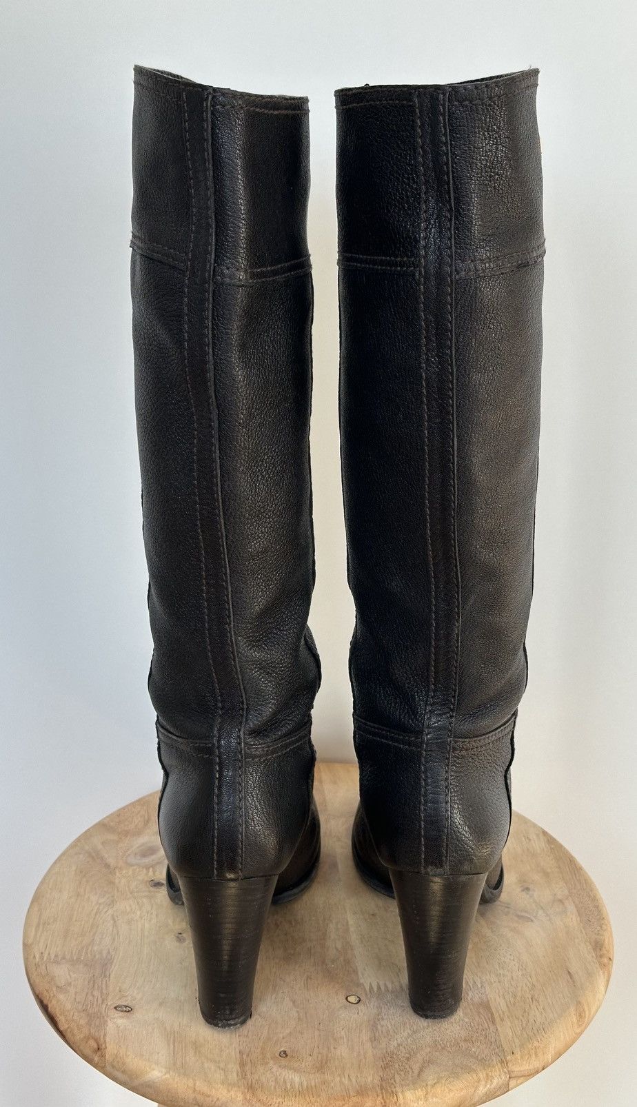 Prada Prada Black Leather Knee-High Boots Gold Logo Block Heel Size US 8.5 / IT 38.5 - 5 Thumbnail