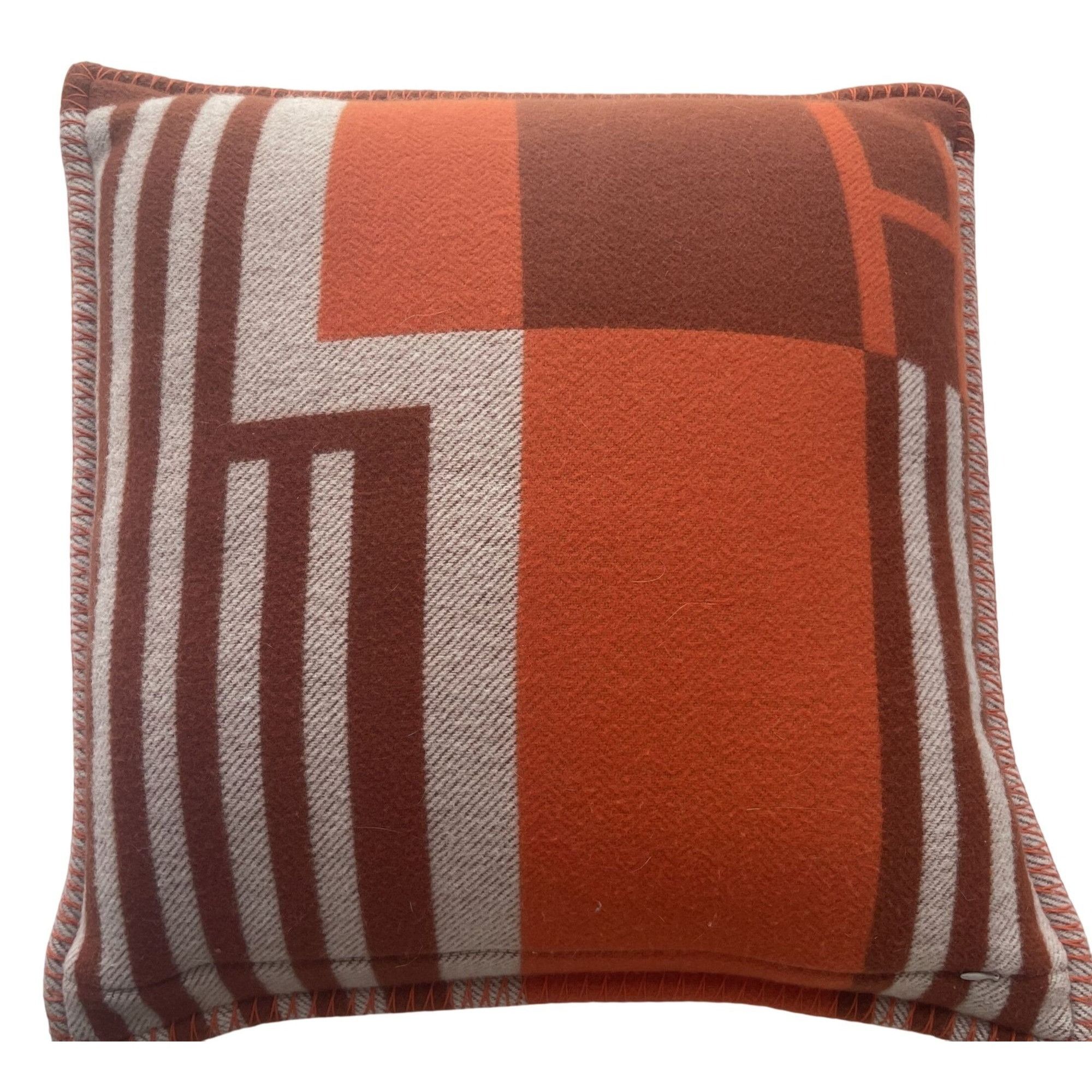 Hermes Hermès Orange & Brown Geometric Wool-Cashmere Pillow Cover 1 Size ONE SIZE - 2 Thumbnail