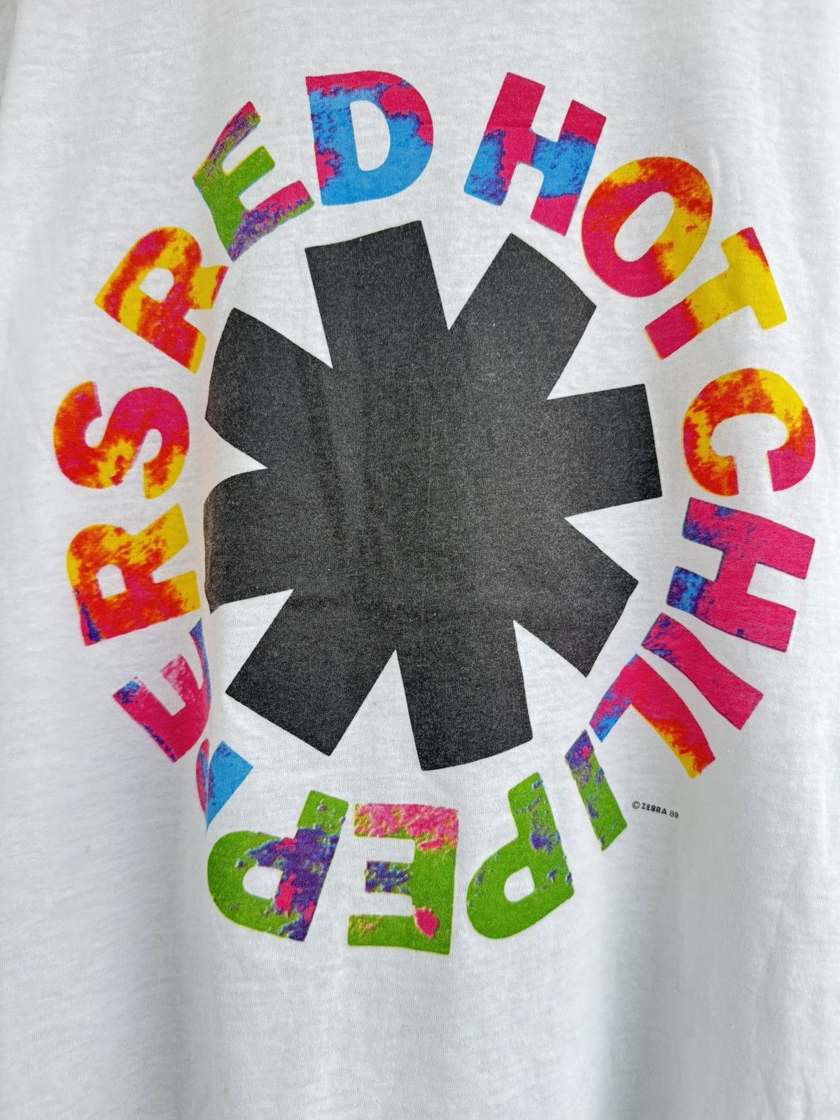 Band Tees RARE Vintage 80s Red Hot Chilli Peppers 1989 Zebra Tee Size US L / EU 52-54 / 3 - 2 Thumbnail