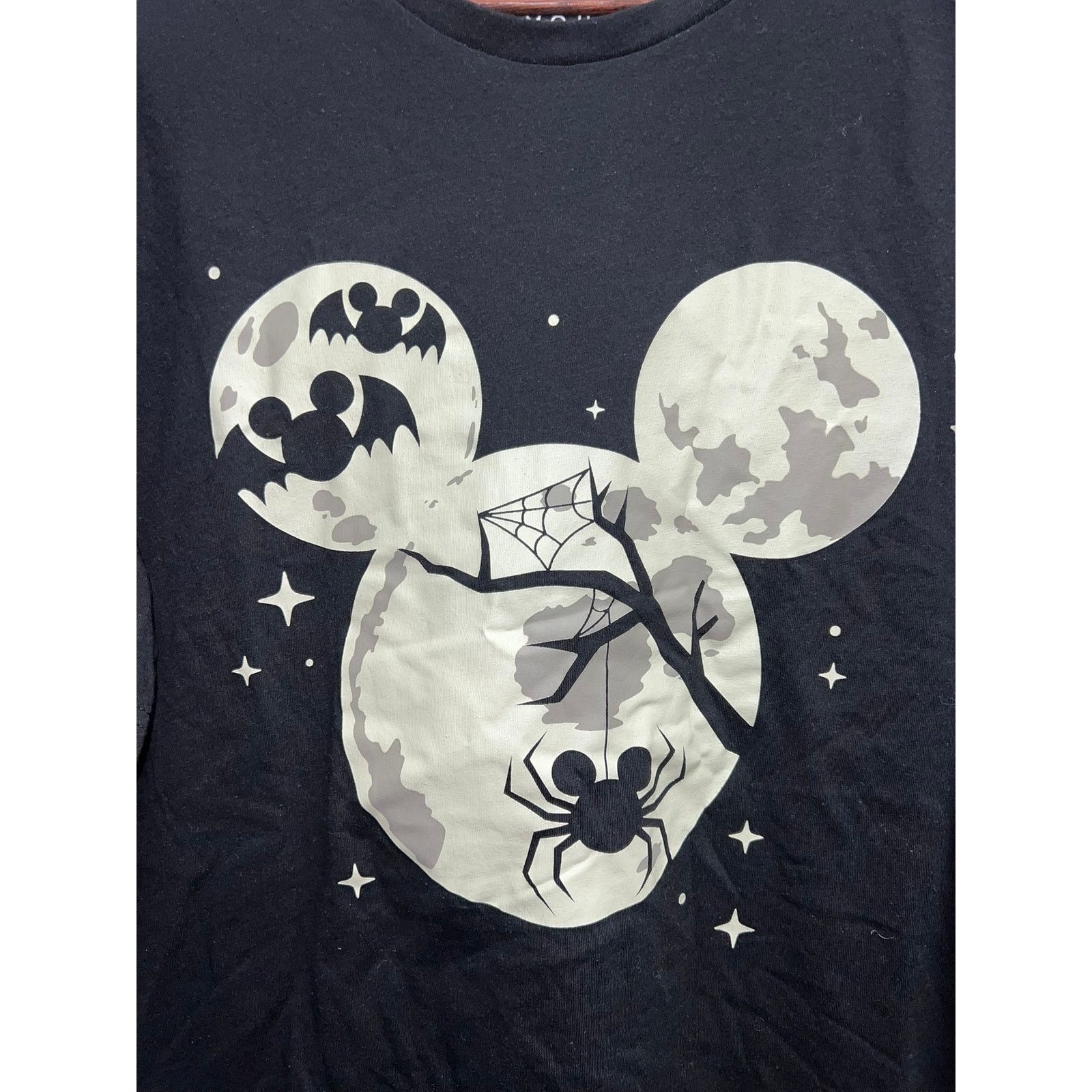 Disney Disney Mickey Mouse Halloween Shirt Moon Ears Tee NWT Large Size US L / EU 52-54 / 3 - 2 Thumbnail