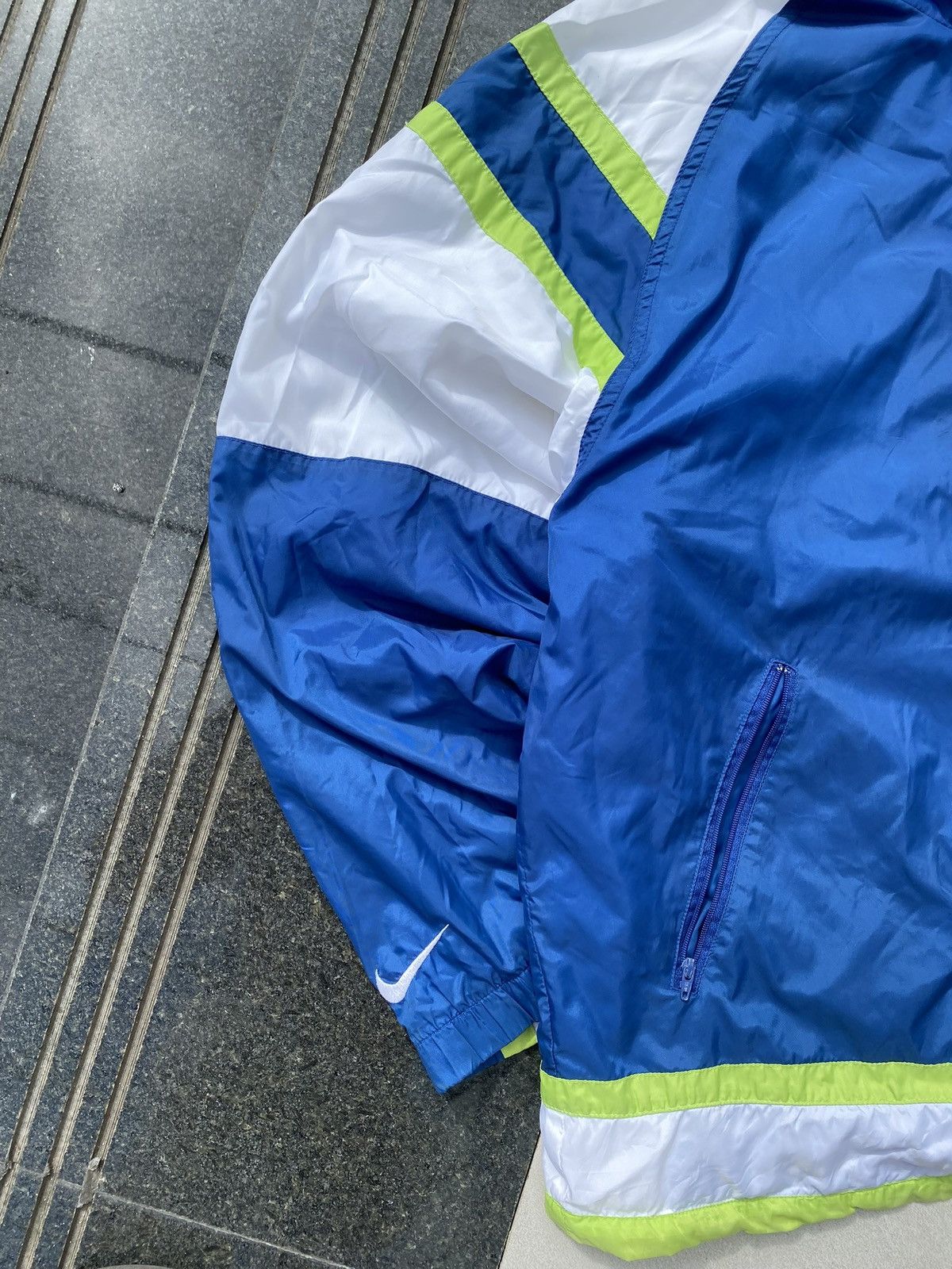 Nike × Vintage 90’s NIKE COURT RARE MULTI LOGO RETRO SWOOSH NYLON JACKET Size US L / EU 52-54 / 3 - 4 Thumbnail
