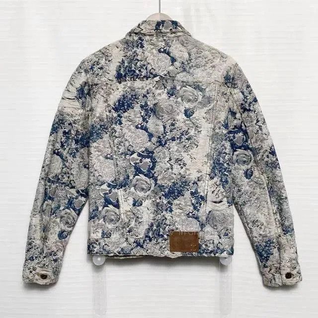 Louis Vuitton Louis Vuitton FW22 Floral Denim Jacket. Size US L / EU 52-54 / 3 - 2 Thumbnail