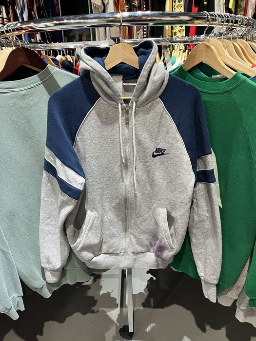 Vintage 80s nike cheap sweatshirt